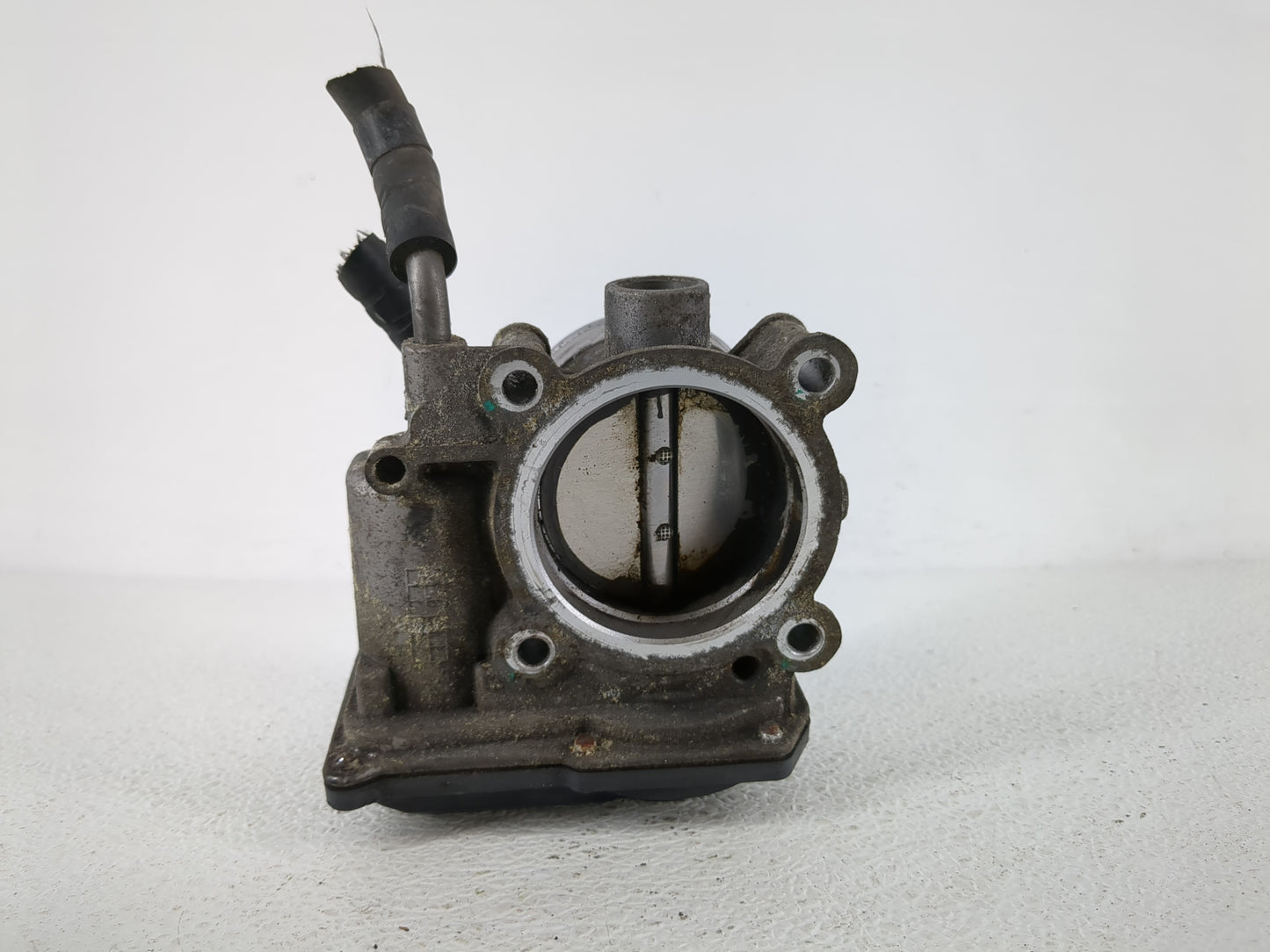 2011-2020 Hyundai Elantra Throttle Body Fits Fits 2011 2012 2013 2014 2015 2016 2017 2018 2019 2020 2021 OEM Used Auto Parts