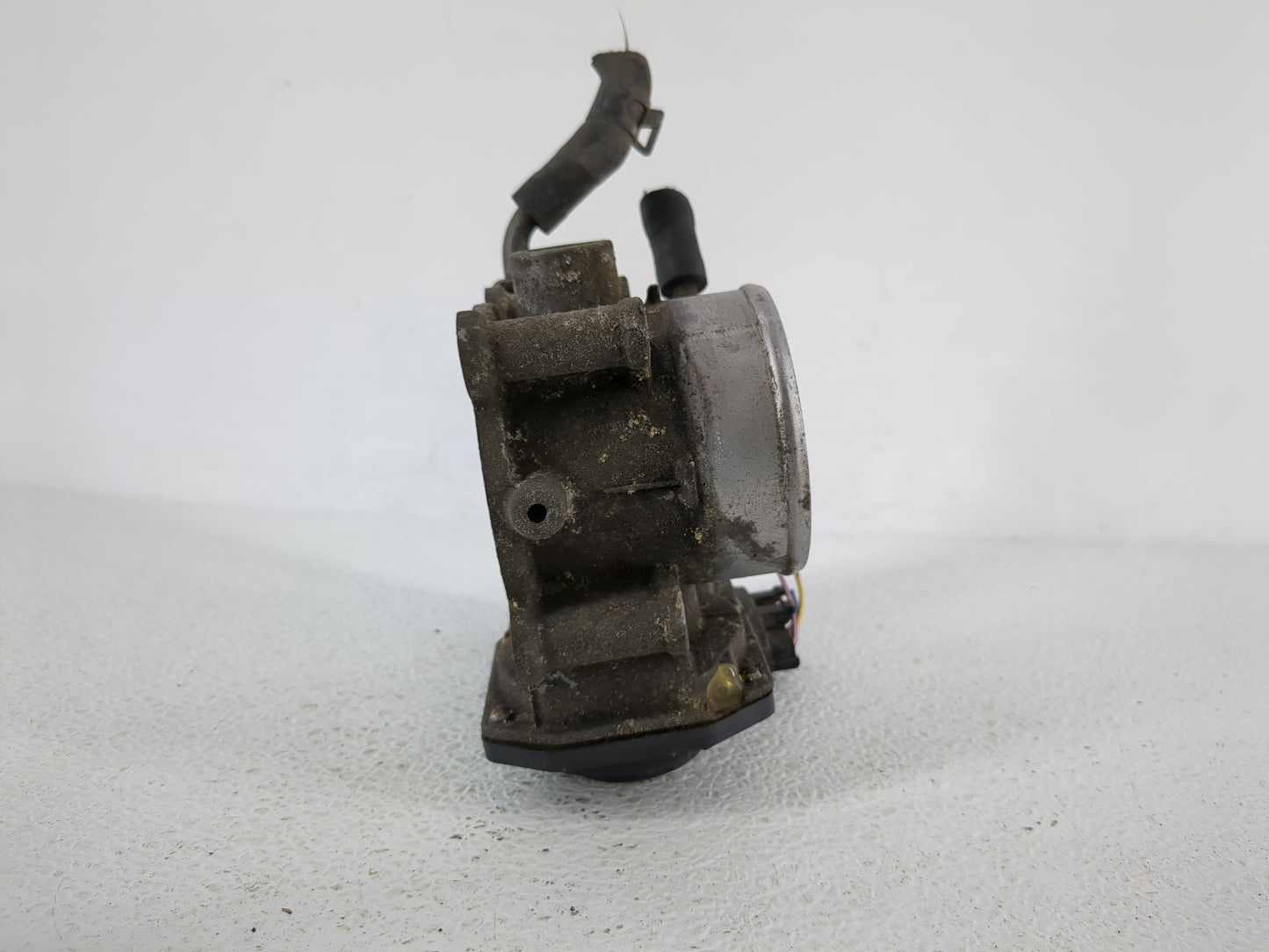 2011-2020 Hyundai Elantra Throttle Body Fits Fits 2011 2012 2013 2014 2015 2016 2017 2018 2019 2020 2021 OEM Used Auto Parts