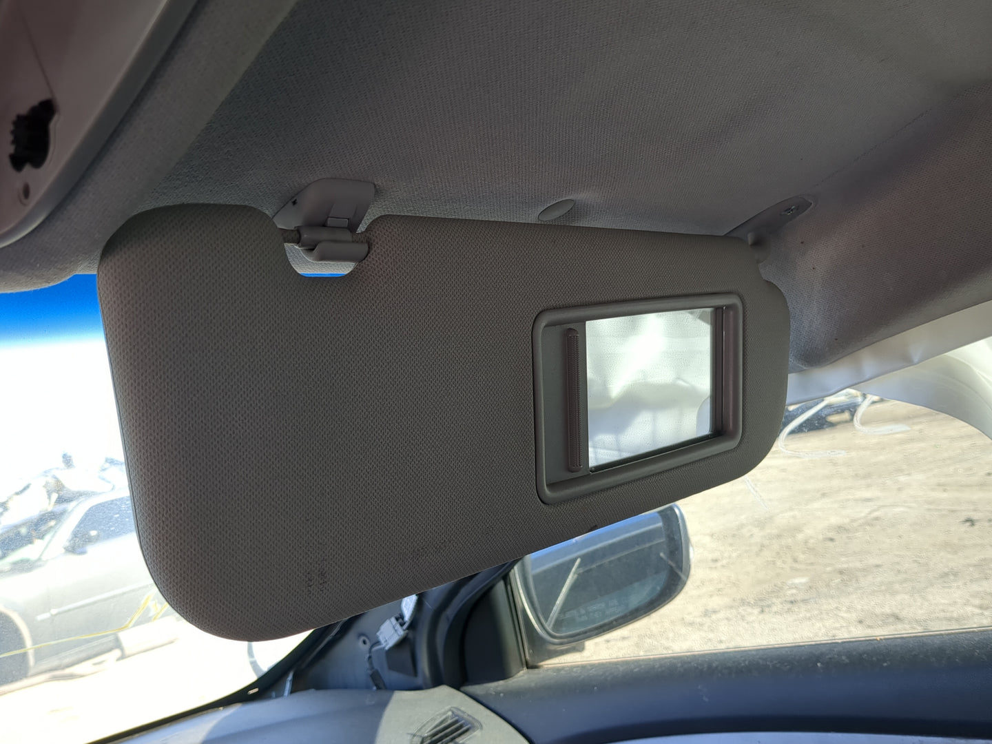 2014-2016 Hyundai Elantra Sun Visor Shade Replacement Passenger Right Mirror Fits Fits 2014 2015 2016 OEM Used Auto Parts - 