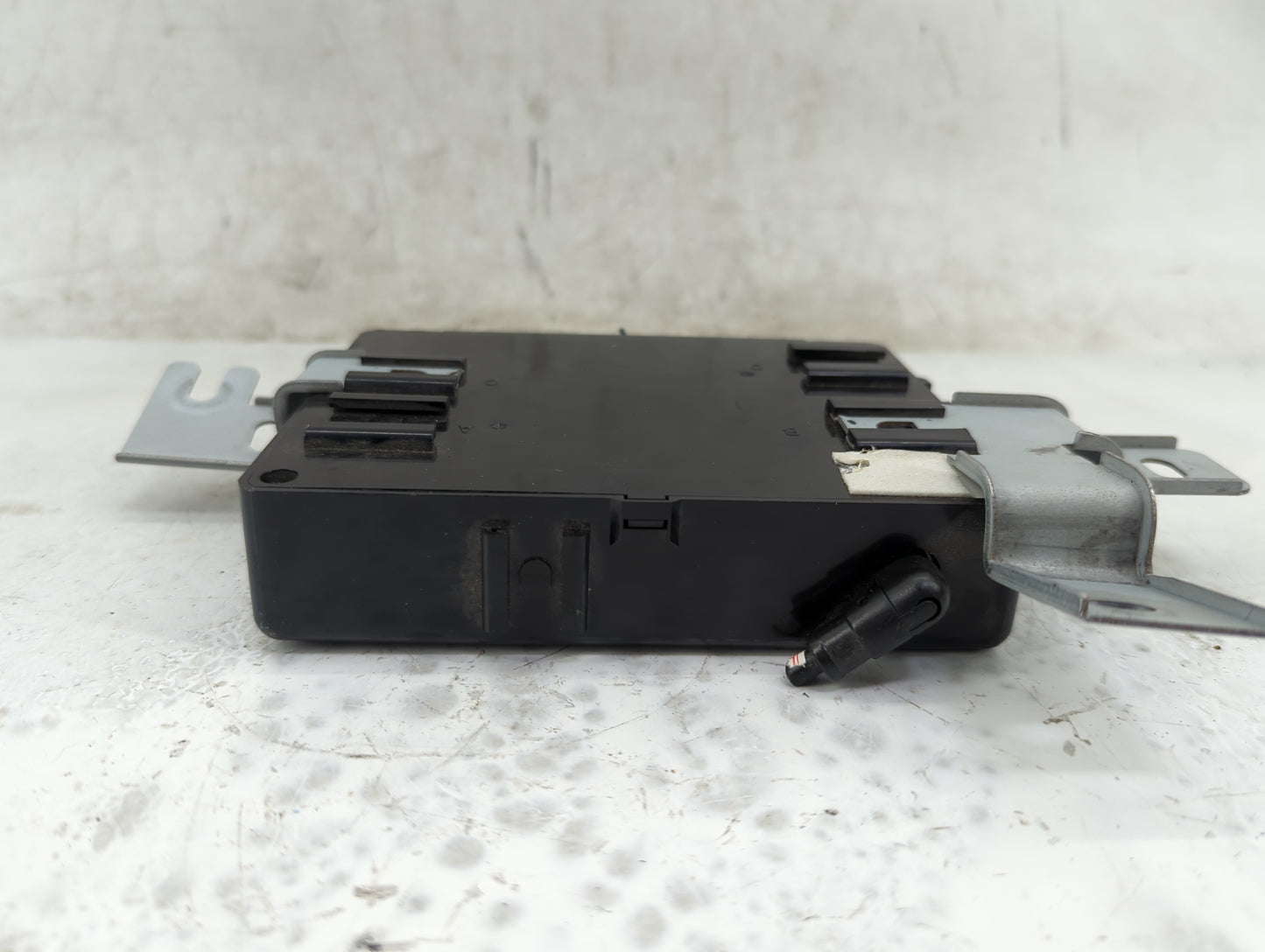 2014-2016 Hyundai Elantra Body Control Module Bcm Inner Cabin Fuse Box - Oemusedautoparts1.com
