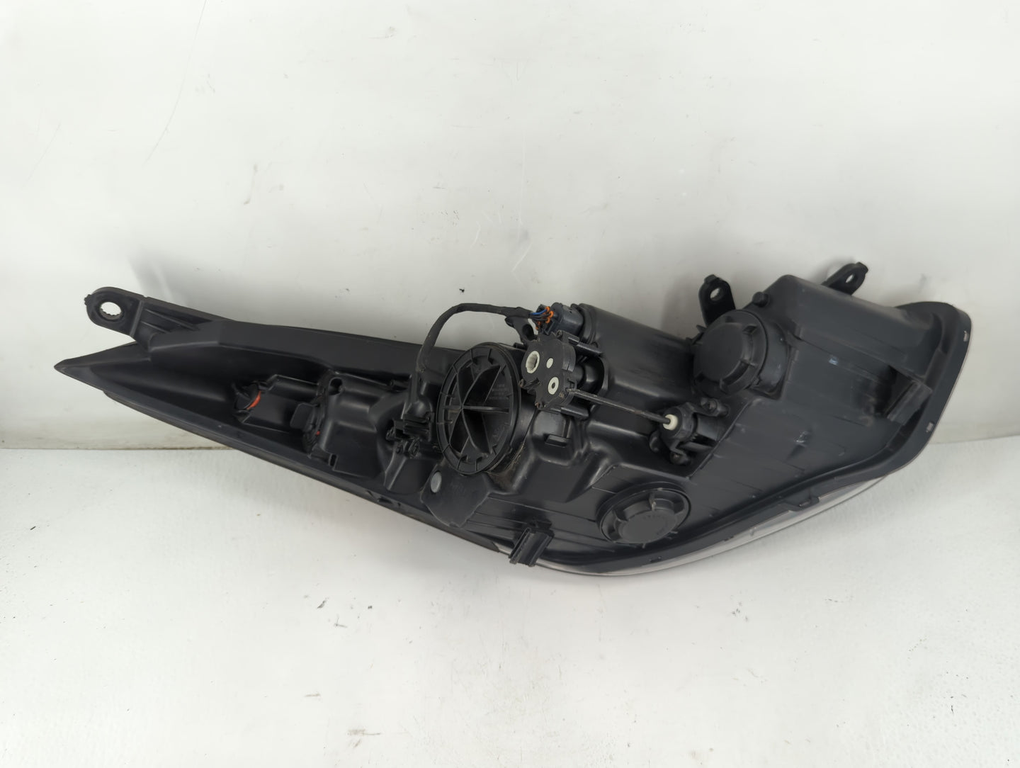 2014-2016 Hyundai Elantra Driver Left Oem Head Light Headlight Lamp - Oemusedautoparts1.com