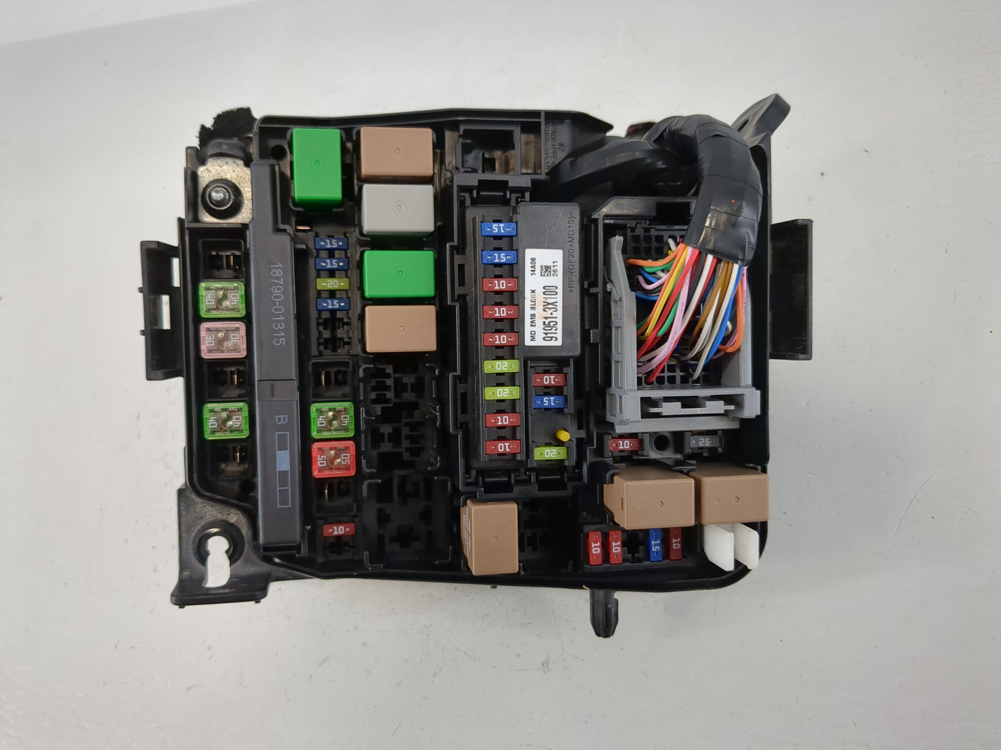 2014-2016 Hyundai Elantra Fusebox Fuse Box Panel Relay Module P/N:91266 3X030 Fits Fits 2014 2015 2016 OEM Used Auto Parts -