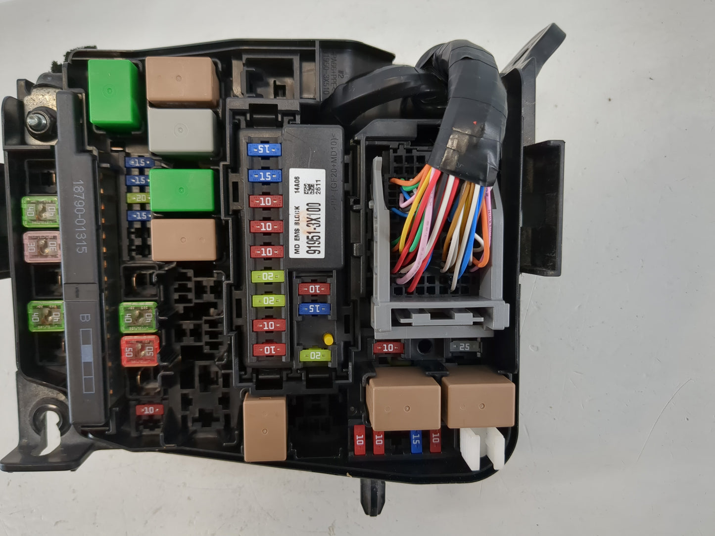 2014-2016 Hyundai Elantra Fusebox Fuse Box Panel Relay Module P/N:91266 3X030 Fits Fits 2014 2015 2016 OEM Used Auto Parts -
