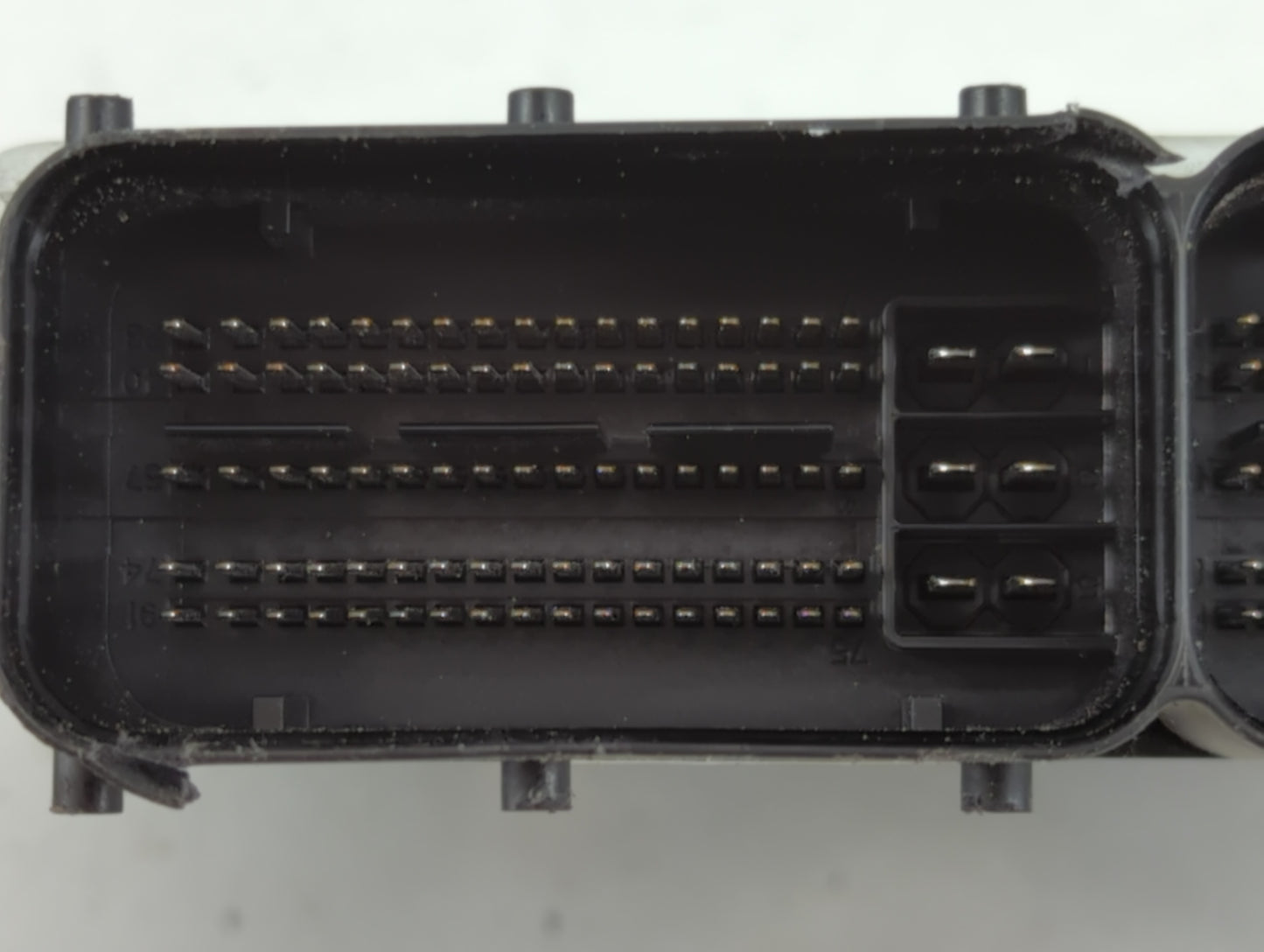 2014-2016 Hyundai Elantra PCM Engine Control Computer ECU ECM PCU OEM P/N:39102-2EML4 Fits Fits 2014 2015 2016 OEM Used Auto