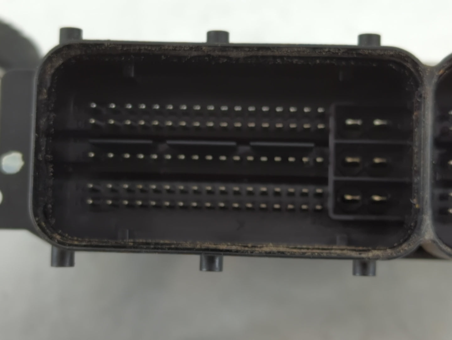 2014 Hyundai Elantra PCM Engine Control Computer ECU ECM PCU OEM P/N:39133-2EJC0 Fits OEM Used Auto Parts - Oemusedautoparts