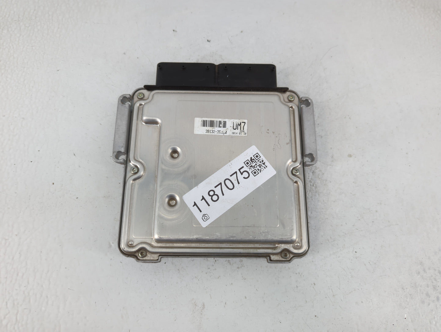 2014 Hyundai Elantra PCM Engine Control Computer ECU ECM PCU OEM P/N:39133-2EJC0 Fits OEM Used Auto Parts - Oemusedautoparts