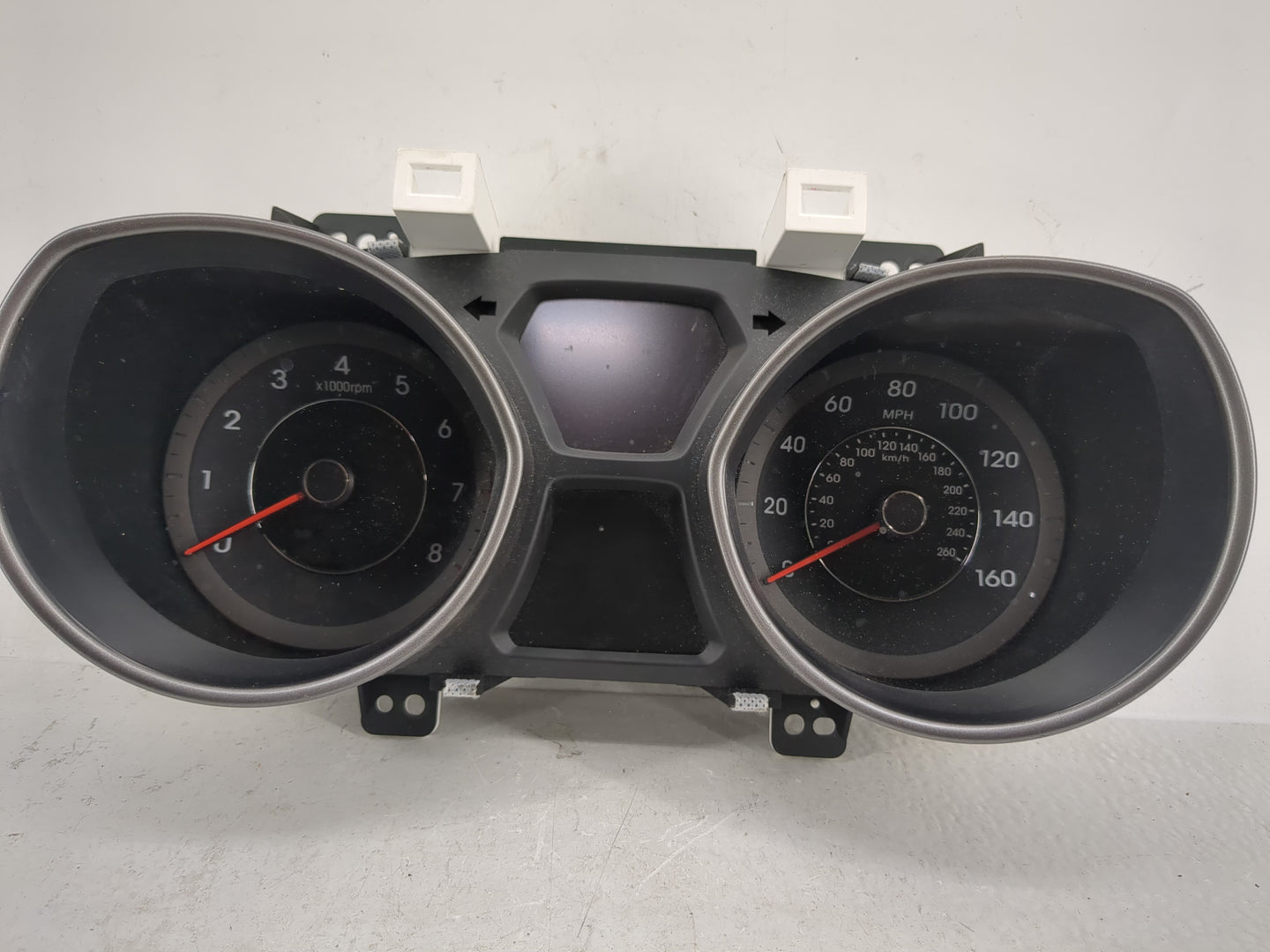 2014-2016 Hyundai Elantra Instrument Cluster Speedometer Gauges P/N:94004-3Y010 Fits Fits 2014 2015 2016 OEM Used Auto Parts