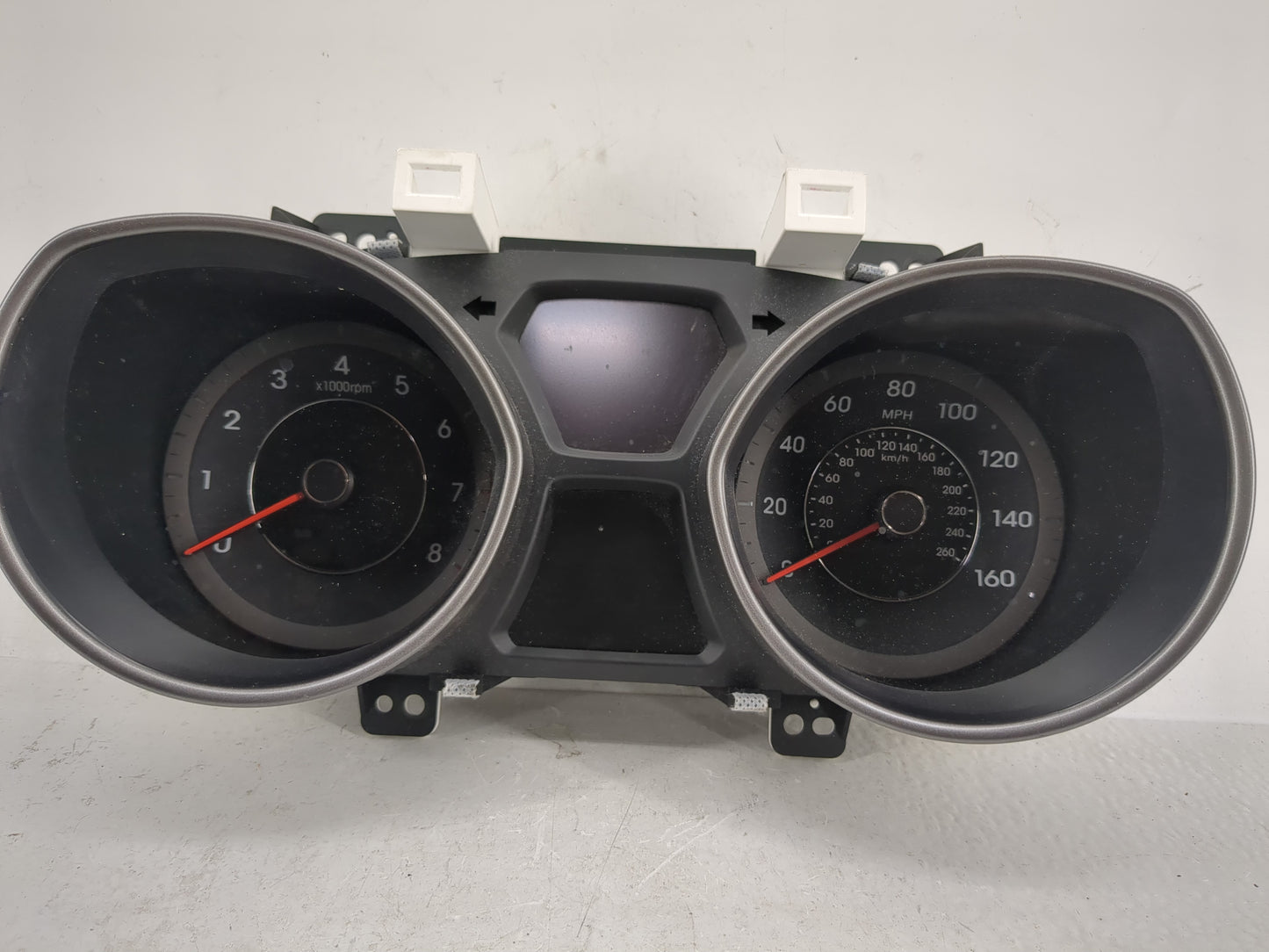 2014-2016 Hyundai Elantra Instrument Cluster Speedometer Gauges P/N:94004-3Y010 Fits Fits 2014 2015 2016 OEM Used Auto Parts