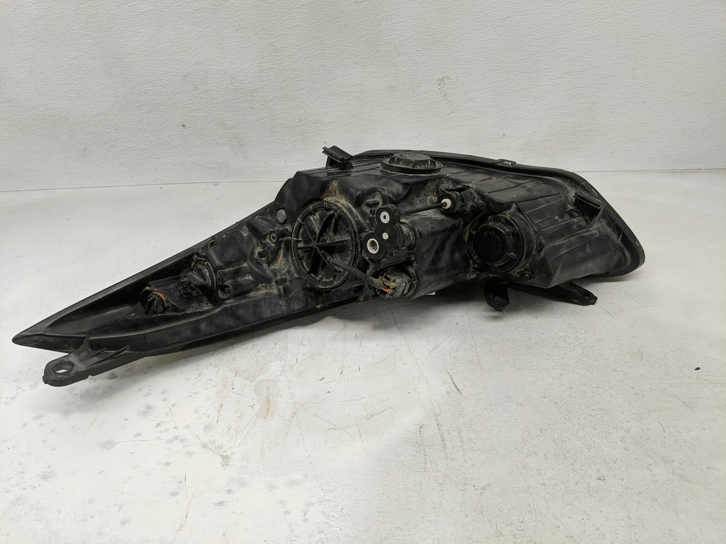 2014-2016 Hyundai Elantra Passenger Right Oem Head Light Headlight Lamp - Oemusedautoparts1.com