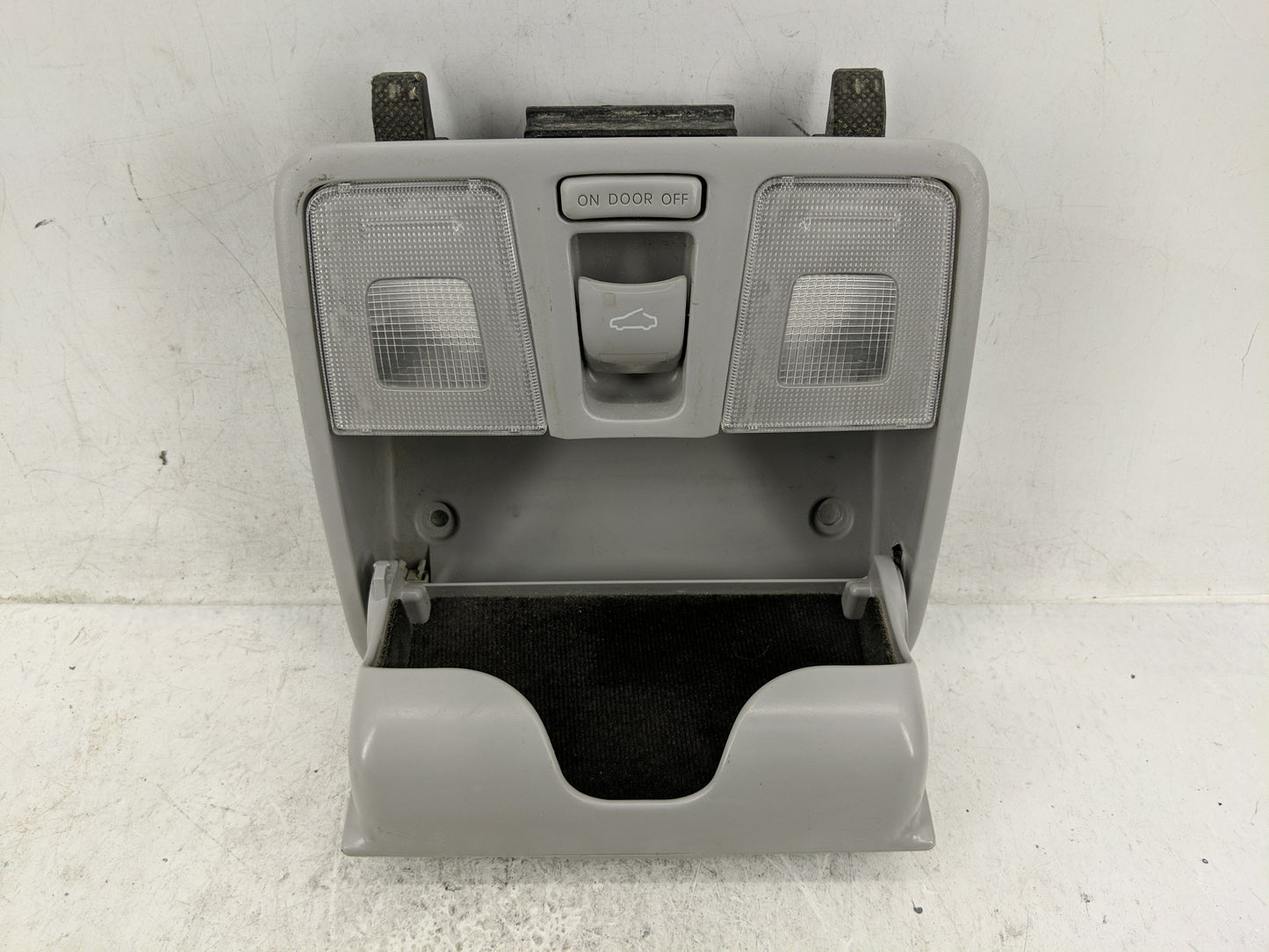 2014 Hyundai Elantra Overhead Roof Console - Oemusedautoparts1.com