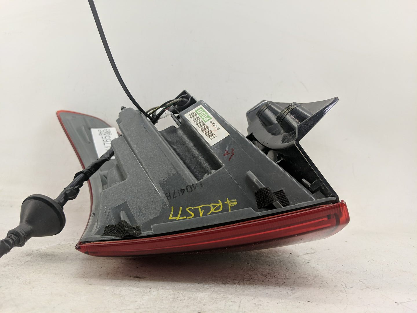 2014-2017 Hyundai Elantra Tail Light Assembly Passenger Right OEM Fits Fits 2014 2015 2016 2017 OEM Used Auto Parts - Oemuse