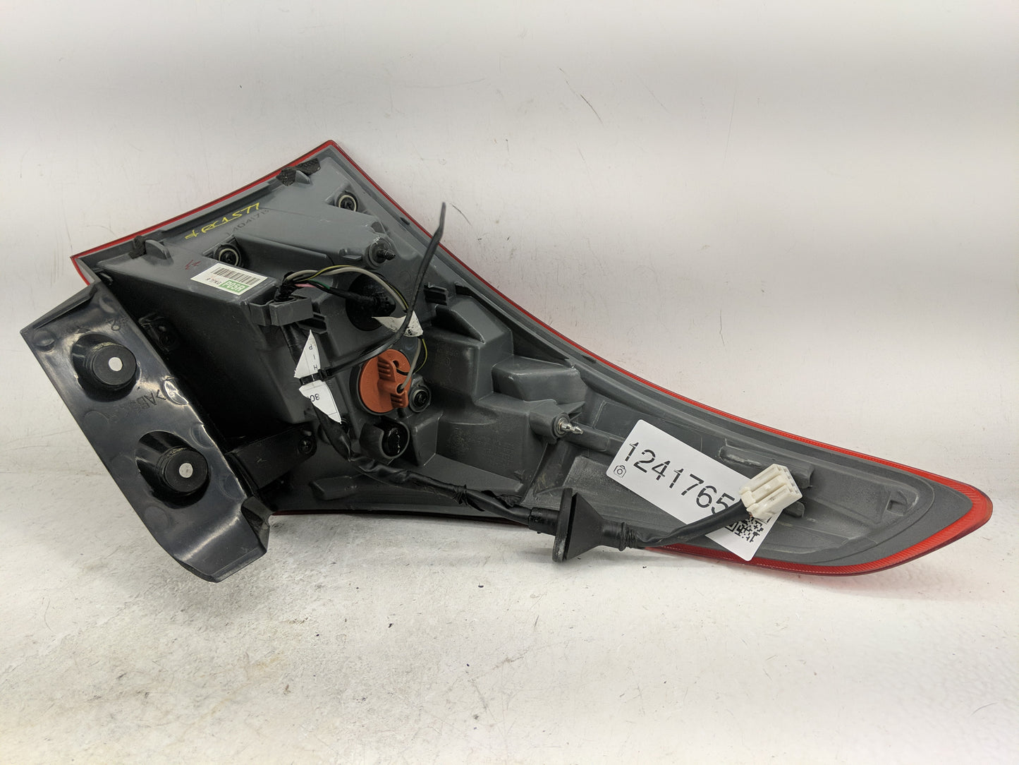 2014-2017 Hyundai Elantra Tail Light Assembly Passenger Right OEM Fits Fits 2014 2015 2016 2017 OEM Used Auto Parts - Oemuse