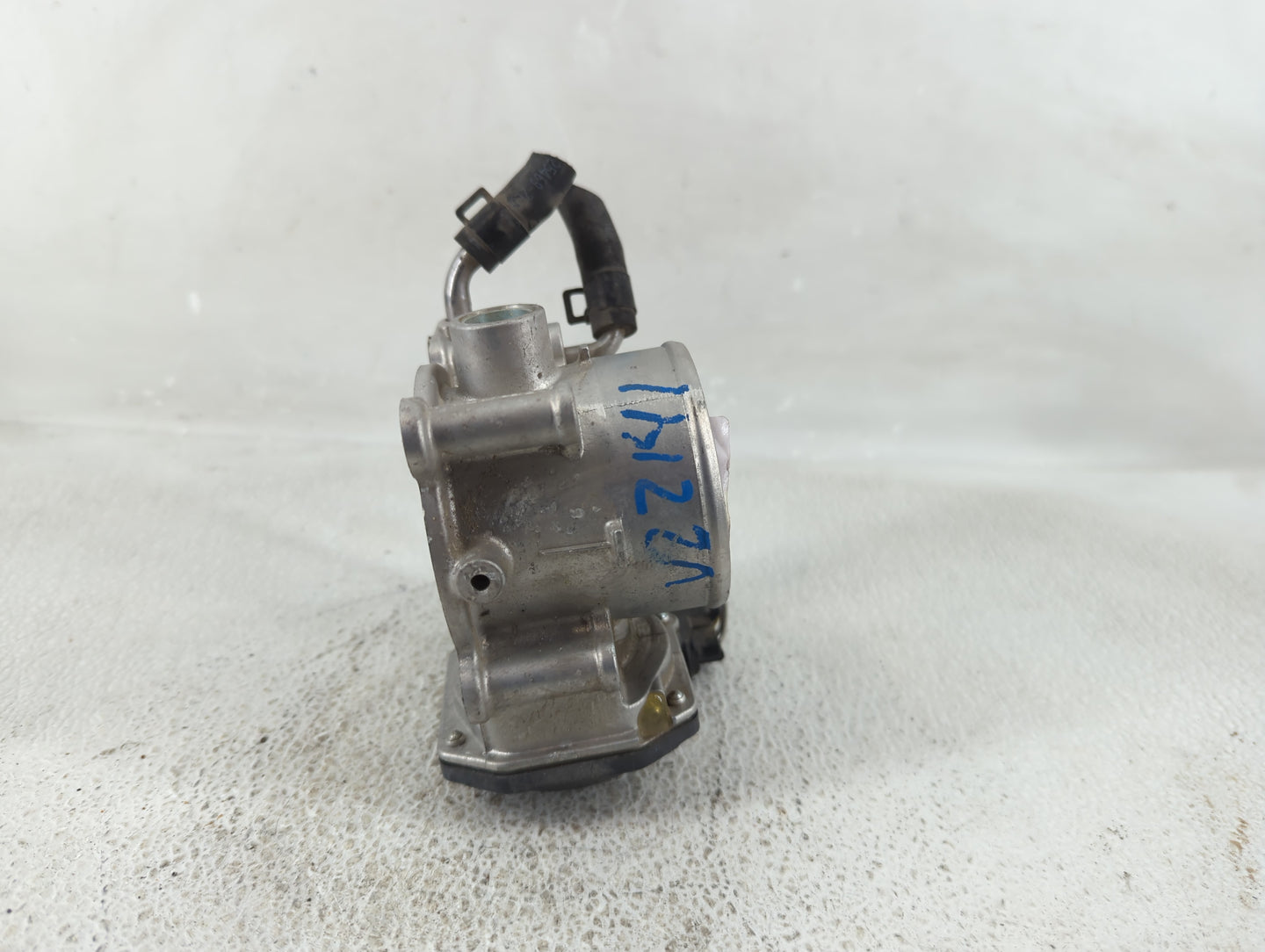 2011-2020 Hyundai Elantra Throttle Body P/N:35100-2E000 Fits Fits 2011 2012 2013 2014 2015 2016 2017 2018 2019 2020 2021 OEM