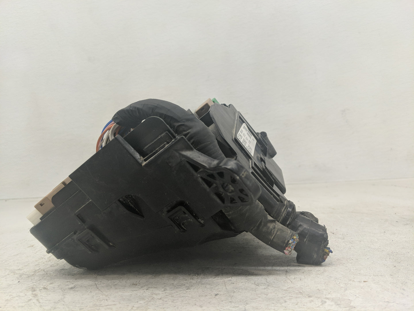 2014-2016 Hyundai Elantra Fusebox Fuse Box Panel Relay Module Fits Fits 2014 2015 2016 OEM Used Auto Parts - Oemusedautopart