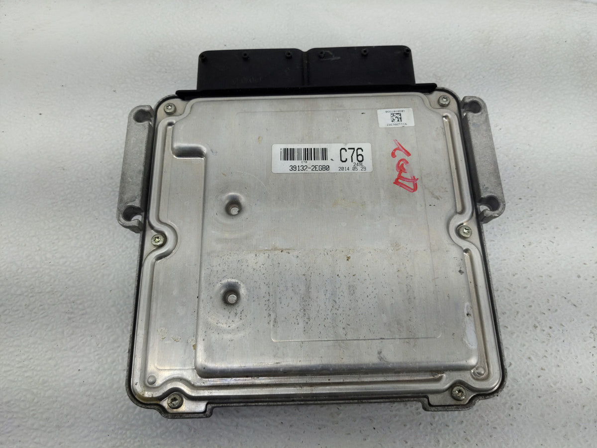 2014 Hyundai Elantra PCM Engine Control Computer ECU ECM PCU OEM P/N:39133-2EGB0 OEM Used Auto Parts - Oemusedautoparts1.com
