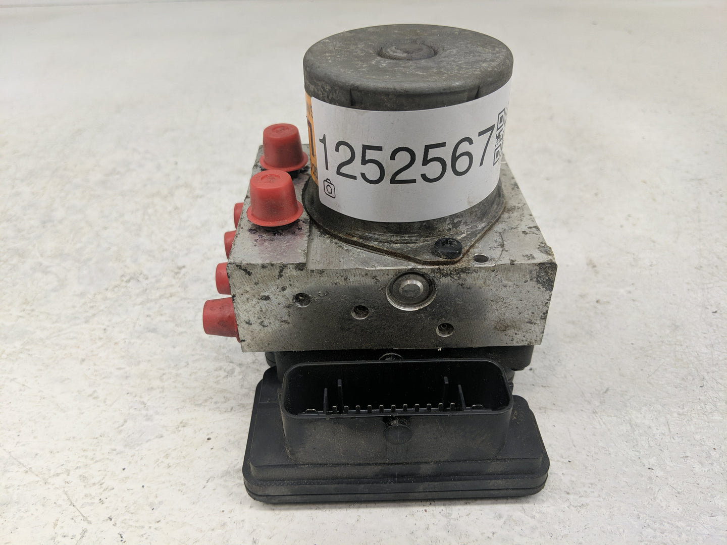 2013-2015 Hyundai Elantra ABS Pump Control Module Replacement P/N:A5589-30500 Fits Fits 2013 2014 2015 OEM Used Auto Parts -