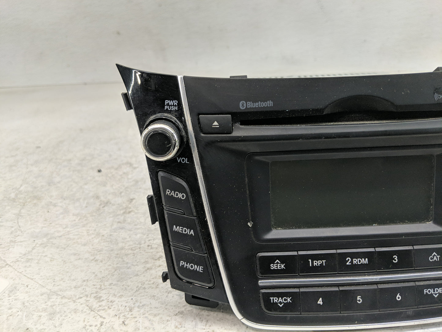 2014-2015 Hyundai Elantra Radio AM FM Cd Player Receiver Replacement P/N:96170-A5160GU Fits Fits 2014 2015 OEM Used Auto Par