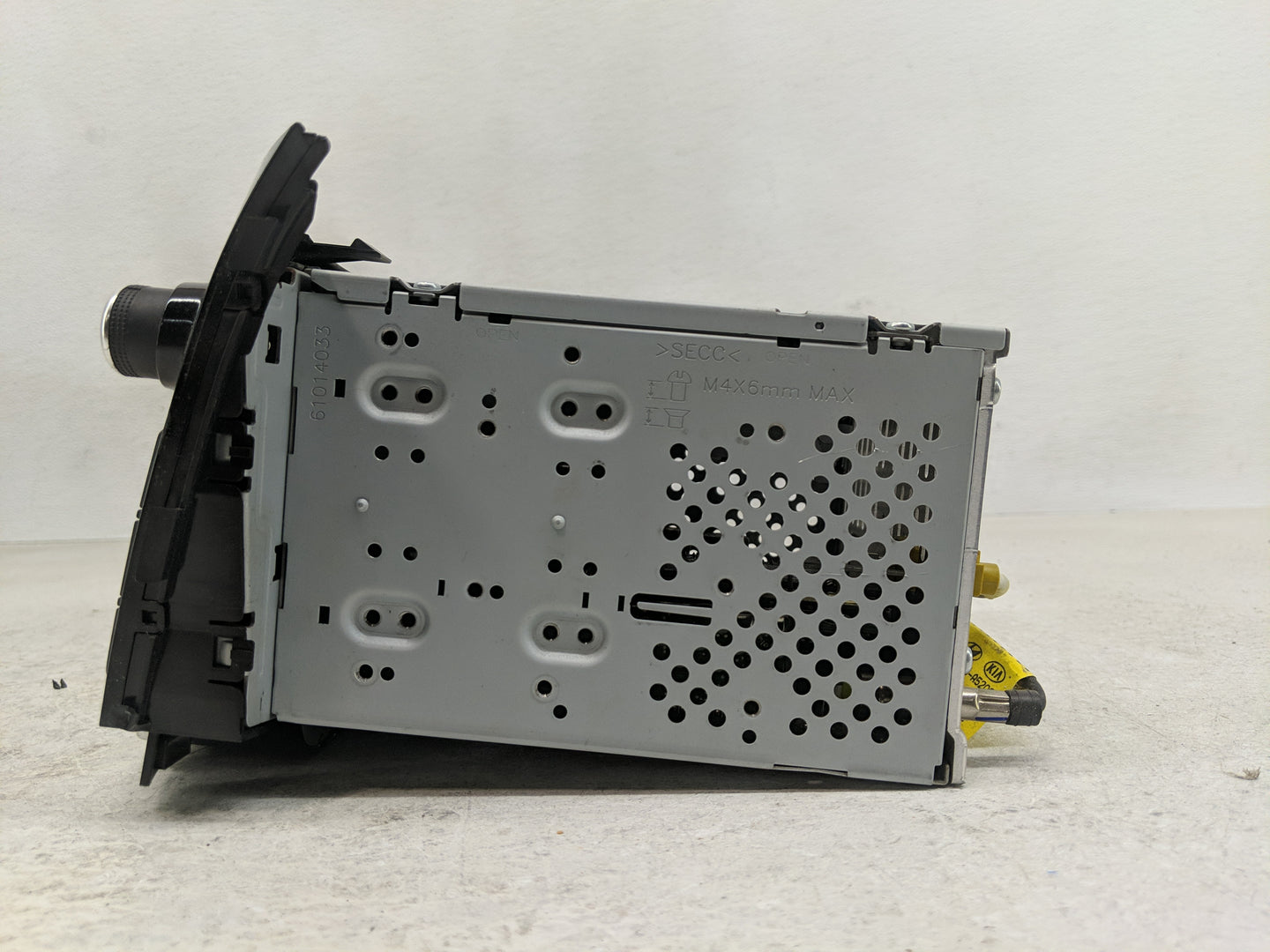 2014-2015 Hyundai Elantra Radio AM FM Cd Player Receiver Replacement P/N:96170-A5160GU Fits Fits 2014 2015 OEM Used Auto Par