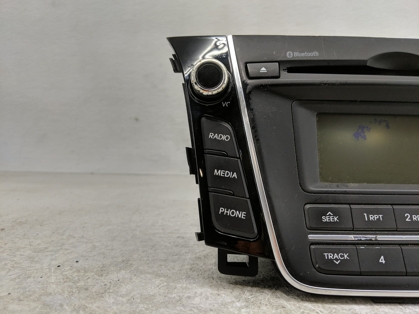 2014-2015 Hyundai Elantra Radio AM FM Cd Player Receiver Replacement P/N:96170-A5160GU Fits Fits 2014 2015 OEM Used Auto Par