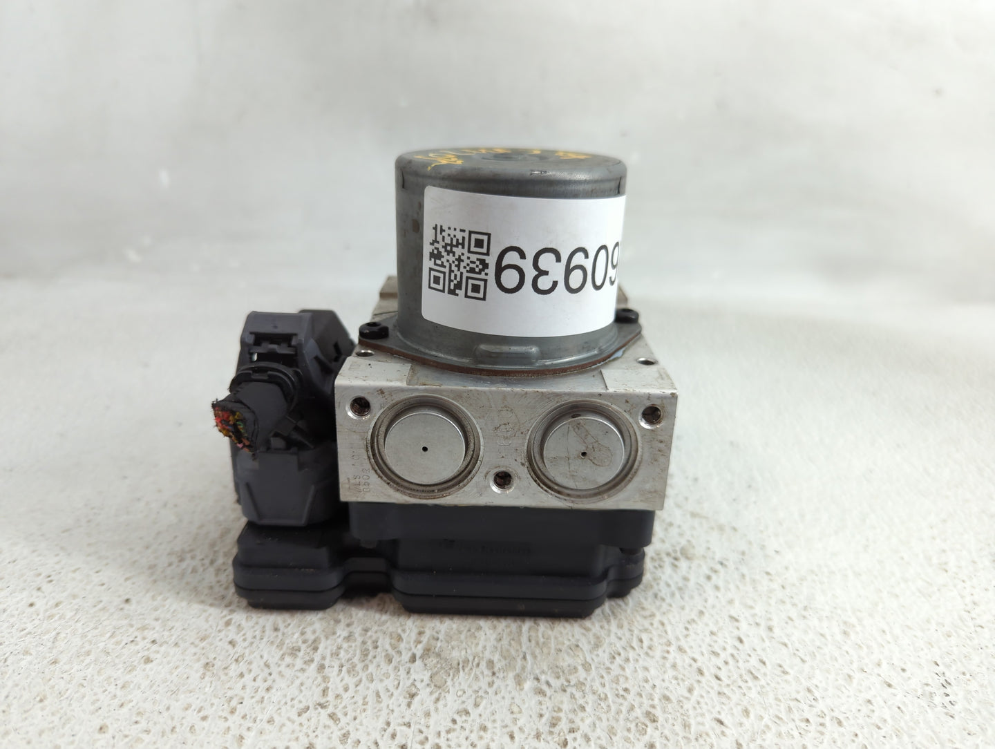 2013-2015 Hyundai Elantra ABS Pump Control Module Replacement P/N:A5589-30500 Fits Fits 2013 2014 2015 OEM Used Auto Parts -