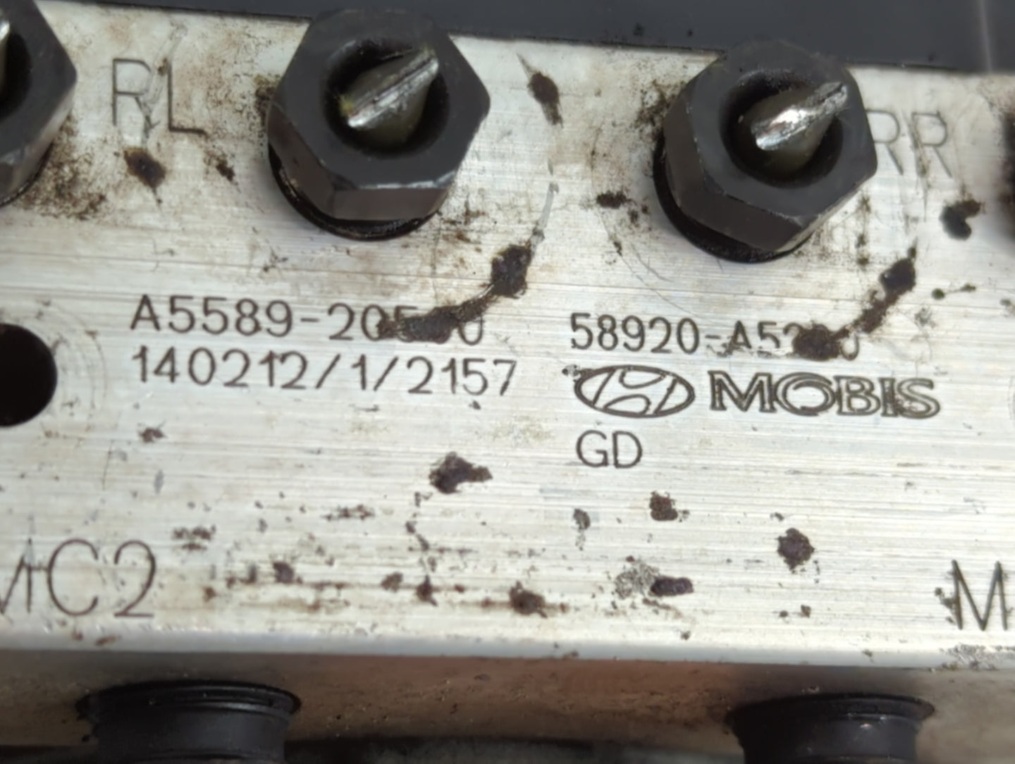 2013-2015 Hyundai Elantra ABS Pump Control Module Replacement P/N:A5589-30500 Fits Fits 2013 2014 2015 OEM Used Auto Parts -