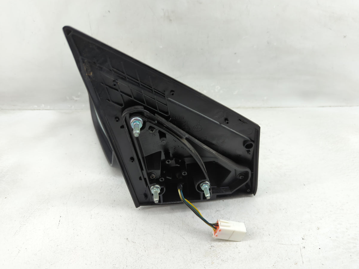 2014-2017 Hyundai Elantra Driver Side View Mirror - Left Door Mirror OEM Used - Oemusedautoparts1.com