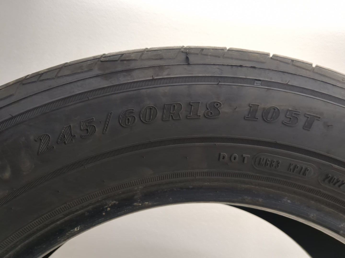 Used Tire 245/60R18 GOODYEAR ASSURANCE FINESSE 105T - Tread Depth 7.5/32 - Oemusedautoparts1.com
