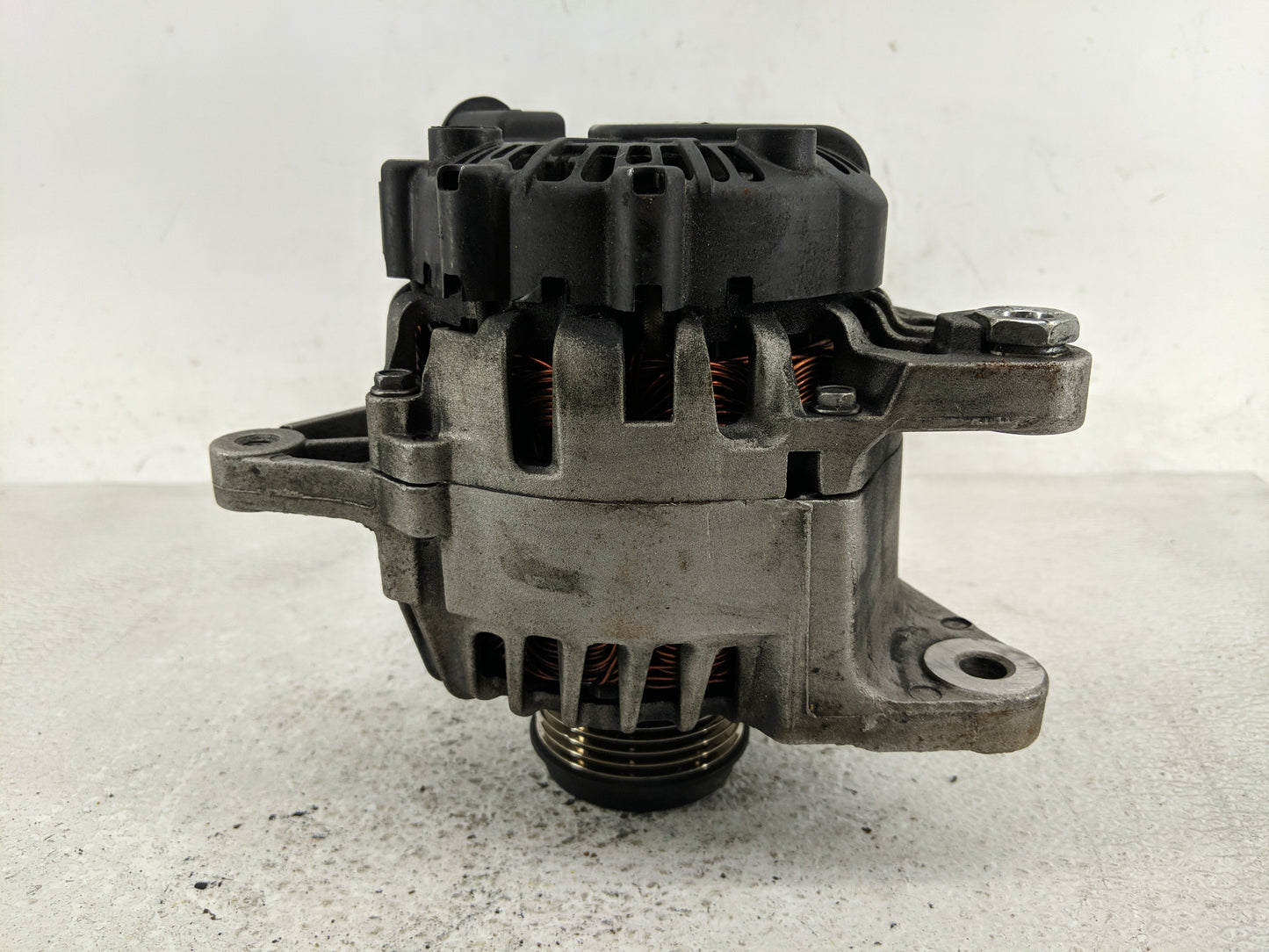 2011-2018 Hyundai Elantra Alternator Replacement Generator Charging Assembly Engine OEM P/N:37300-2E200 2610428 Fits OEM Use