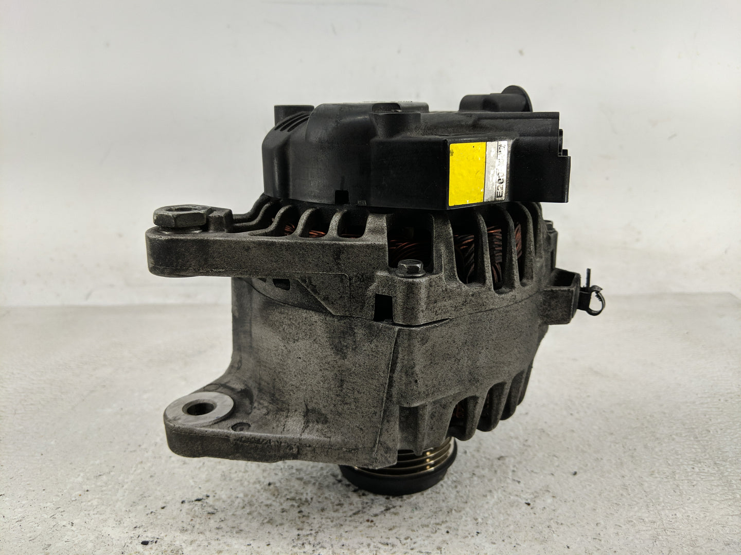 2011-2018 Hyundai Elantra Alternator Replacement Generator Charging Assembly Engine OEM P/N:37300-2E200 2610428 Fits OEM Use