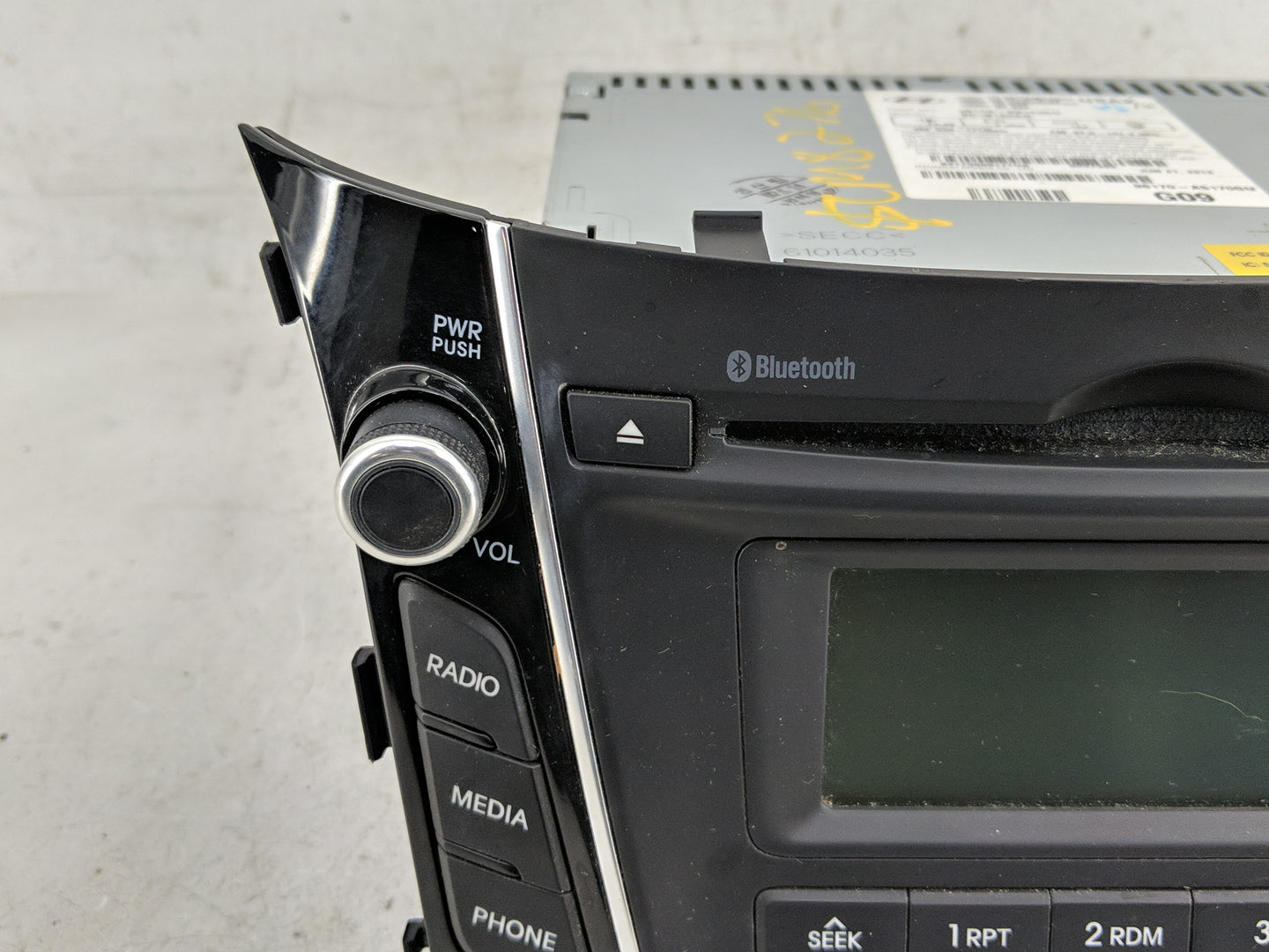 2013-2015 Hyundai Elantra Radio AM FM Cd Player Receiver Replacement P/N:96170-A5170GU Fits Fits 2013 2014 2015 OEM Used Aut