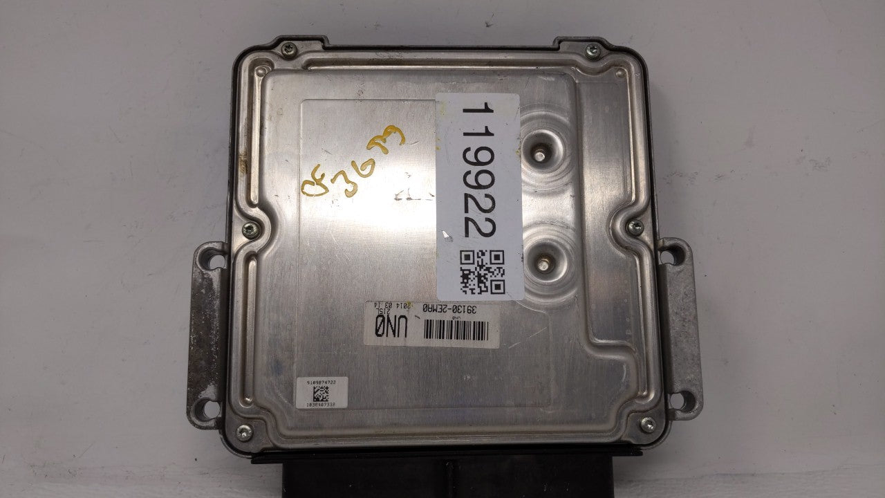 2014-2016 Hyundai Elantra PCM Engine Control Computer ECU ECM PCU OEM P/N:39131-2EMA2 39102-2EML4 Fits Fits 2014 2015 2016 O