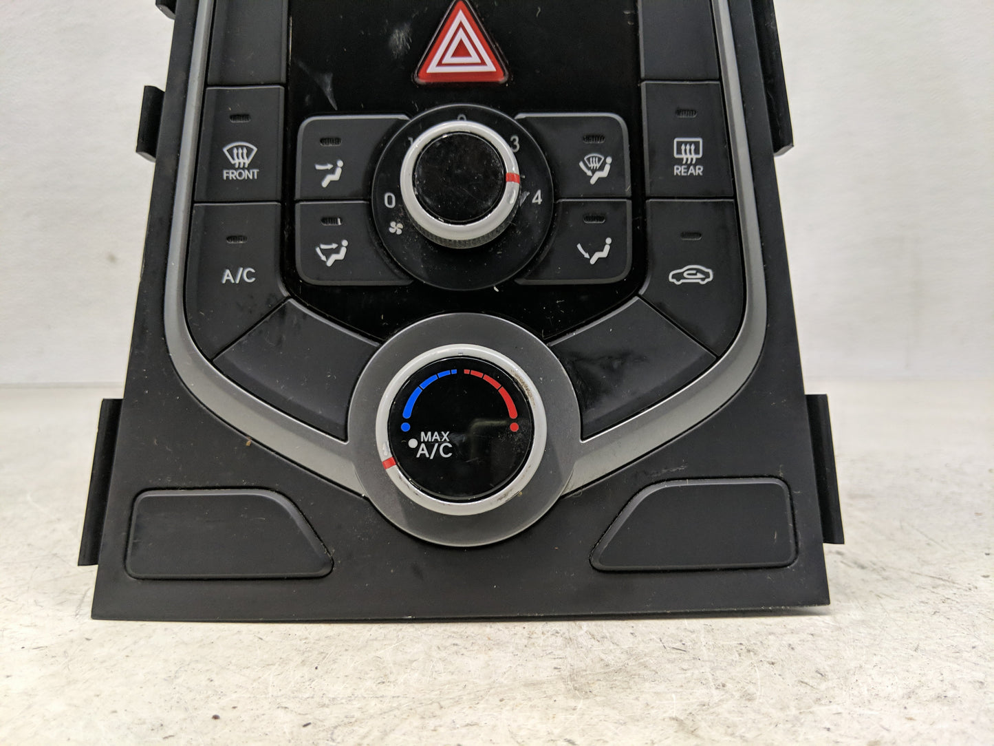 2014-2016 Hyundai Elantra Climate Control Module Temperature AC/Heater Replacement Fits Fits 2014 2015 2016 OEM Used Auto Pa