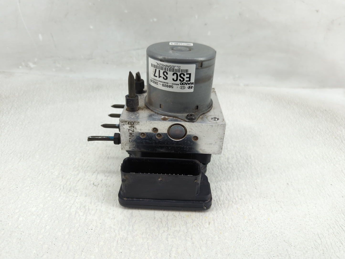 2014 Hyundai Elantra ABS Pump Control Module Replacement P/N:58920-3X630 Fits OEM Used Auto Parts - Oemusedautoparts1.com