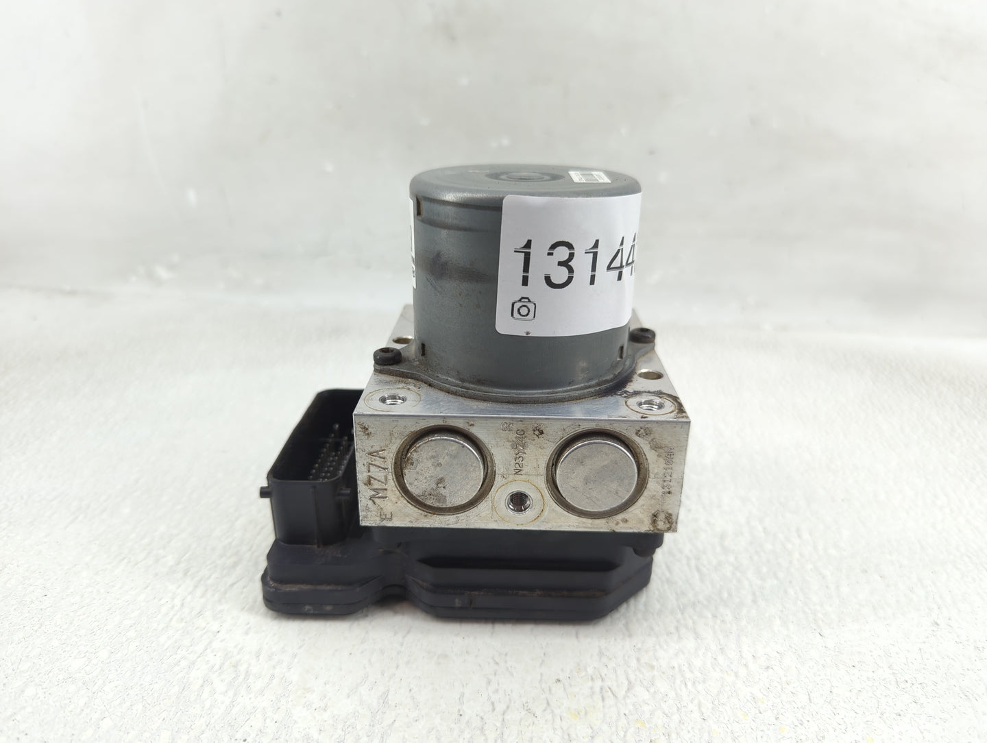 2014 Hyundai Elantra ABS Pump Control Module Replacement P/N:58920-3X630 Fits OEM Used Auto Parts - Oemusedautoparts1.com