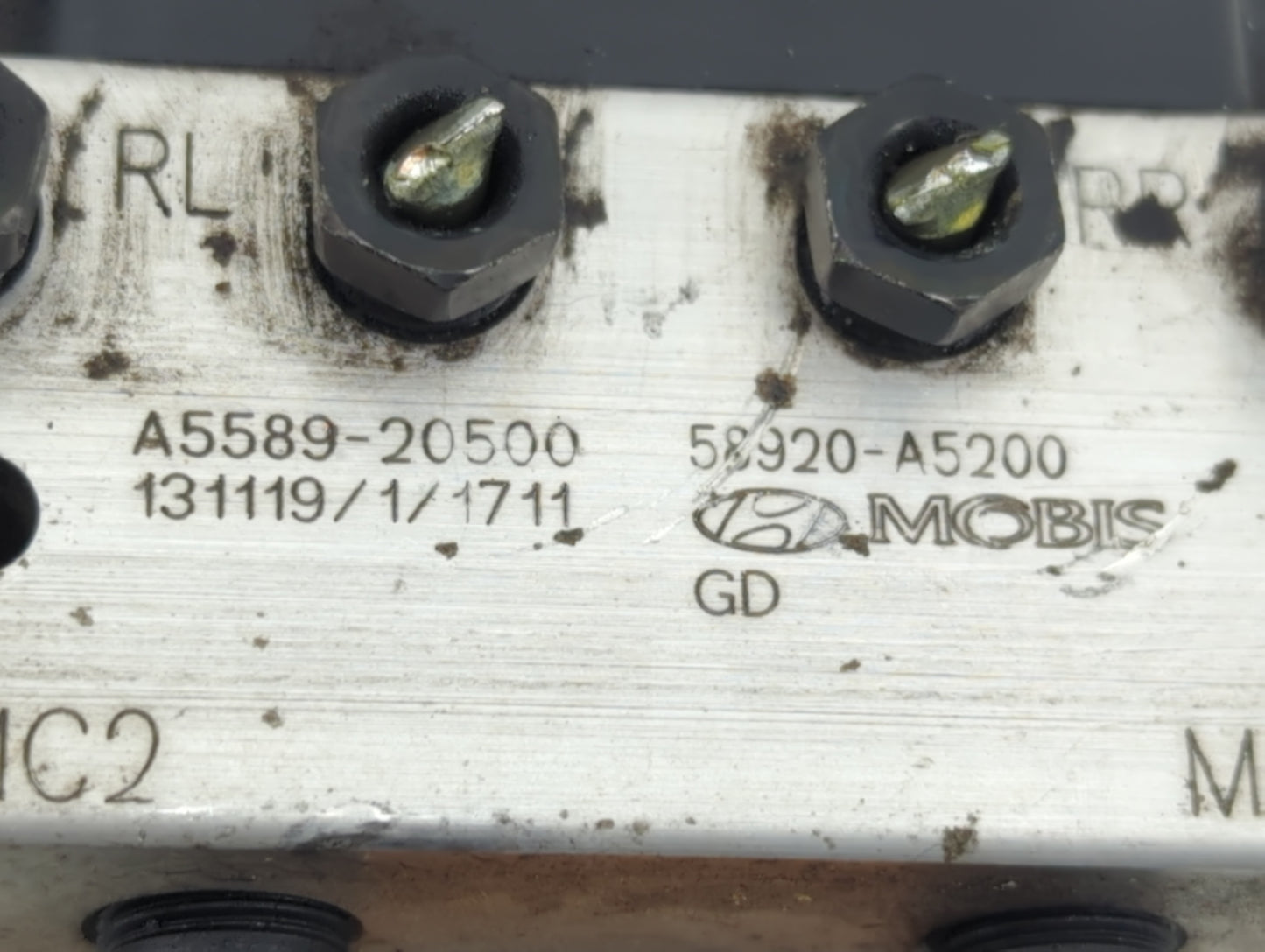 2014-2015 Hyundai Elantra ABS Pump Control Module Replacement P/N:58920-A5200 A5589-20500 Fits Fits 2014 2015 OEM Used Auto 