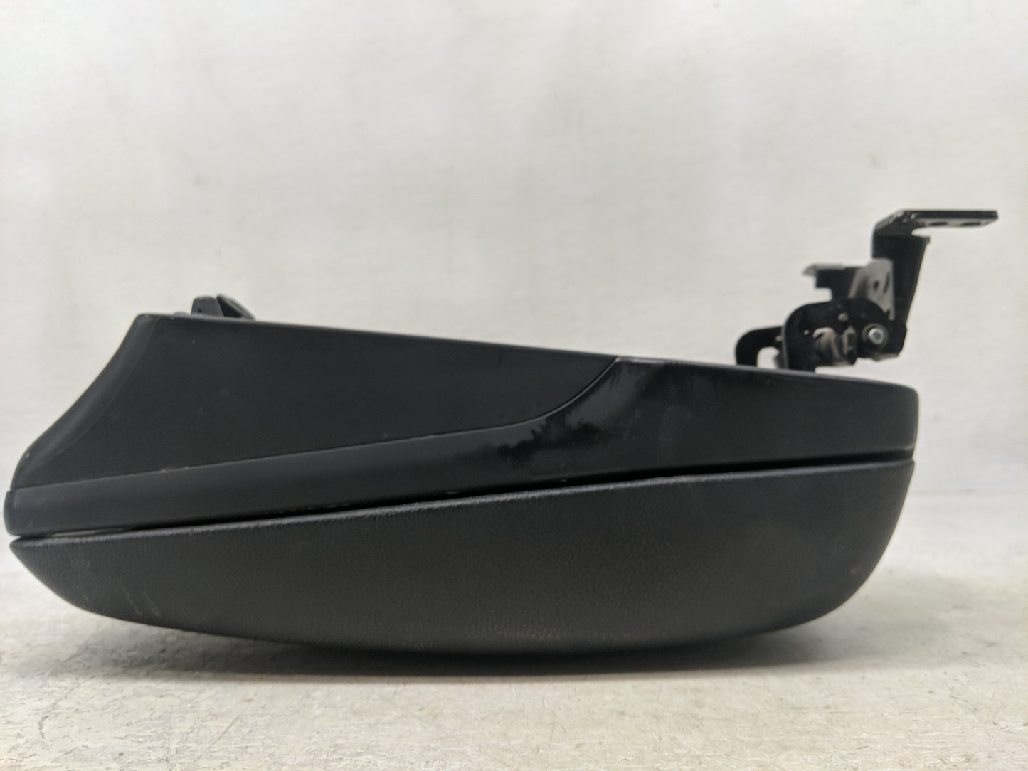 2014 Hyundai Elantra Center Console Armrest Cover Lid Fits OEM Used Auto Parts - Oemusedautoparts1.com