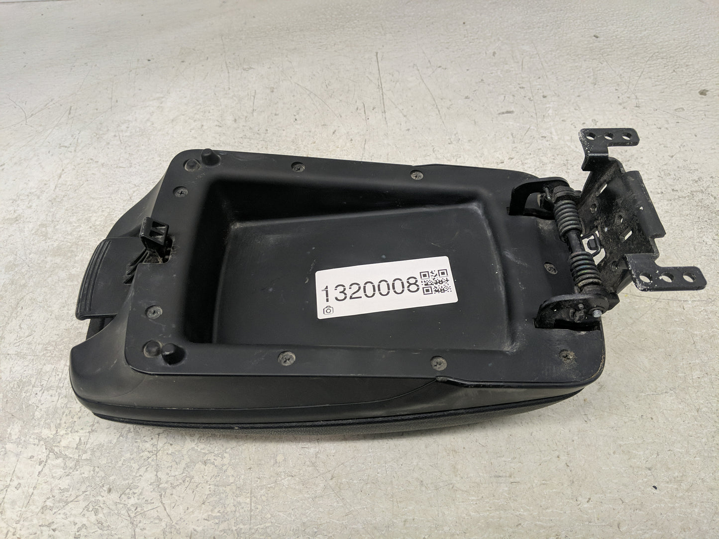 2014 Hyundai Elantra Center Console Armrest Cover Lid Fits OEM Used Auto Parts - Oemusedautoparts1.com