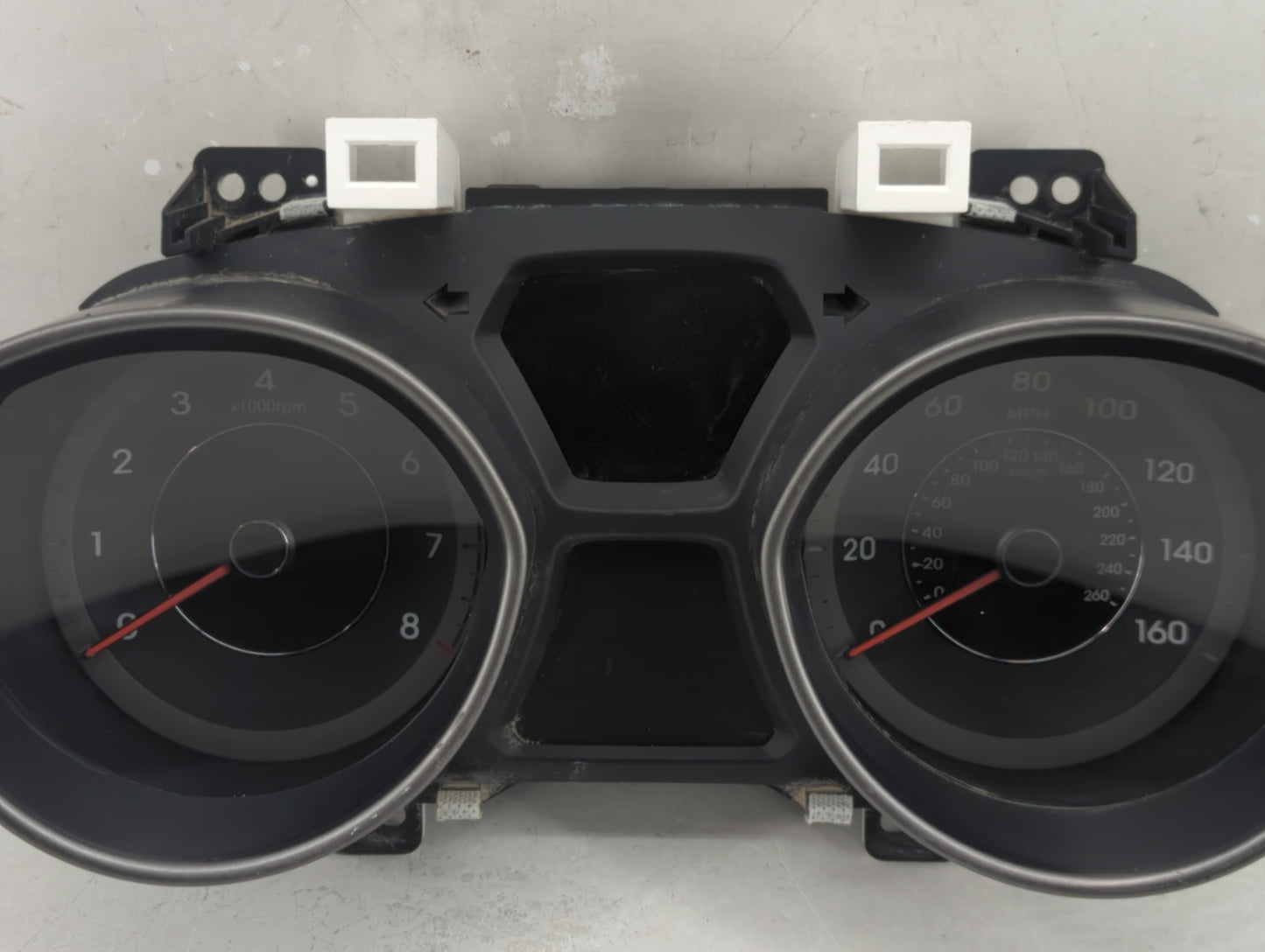 2014-2016 Hyundai Elantra Instrument Cluster Speedometer Gauges P/N:94004-3Y010 Fits Fits 2014 2015 2016 OEM Used Auto Parts