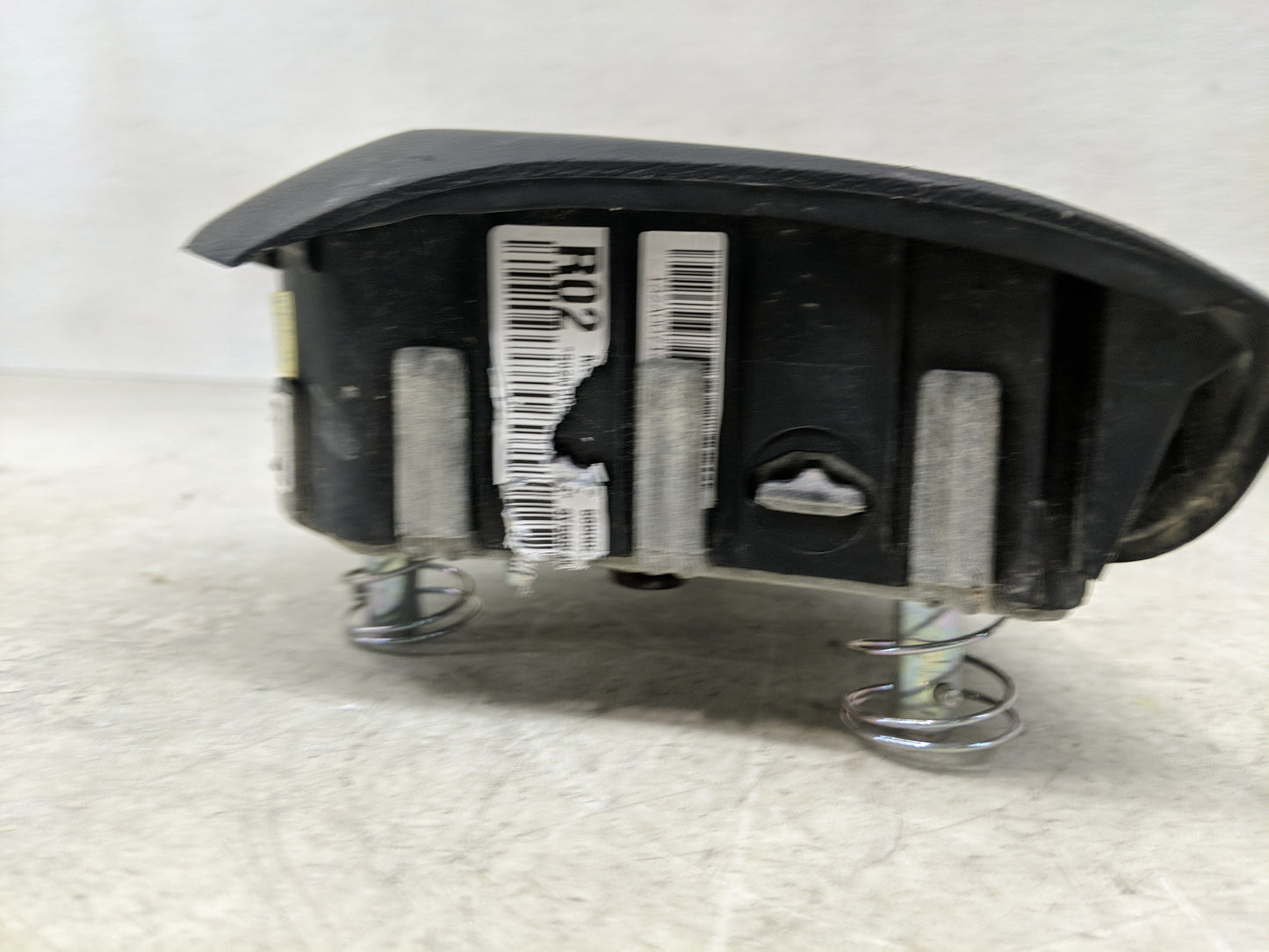 2014 Hyundai Elantra Air Bag Driver Left Steering Wheel Mounted Fits OEM Used Auto Parts - Oemusedautoparts1.com