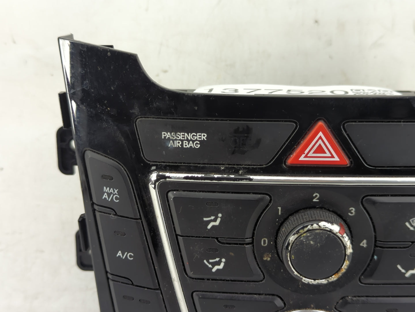 2013-2017 Hyundai Elantra Climate Control Module Temperature AC/Heater Replacement P/N:97250-A6XXX 97250-A5XXX Fits OEM Used