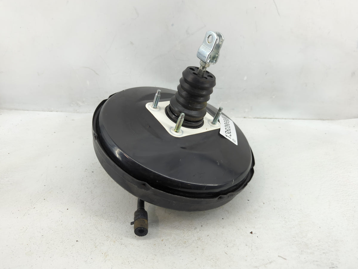 2011-2016 Hyundai Elantra Power Brake Booster Oem 1382869 - Oemusedautoparts1.com