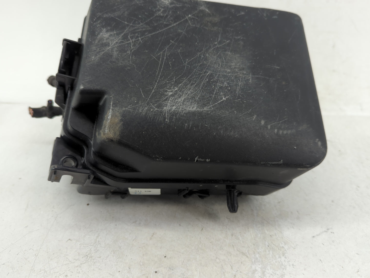 2014-2016 Hyundai Elantra Fusebox Fuse Box Panel Relay Module Fits Fits 2014 2015 2016 OEM Used Auto Parts - Oemusedautopart