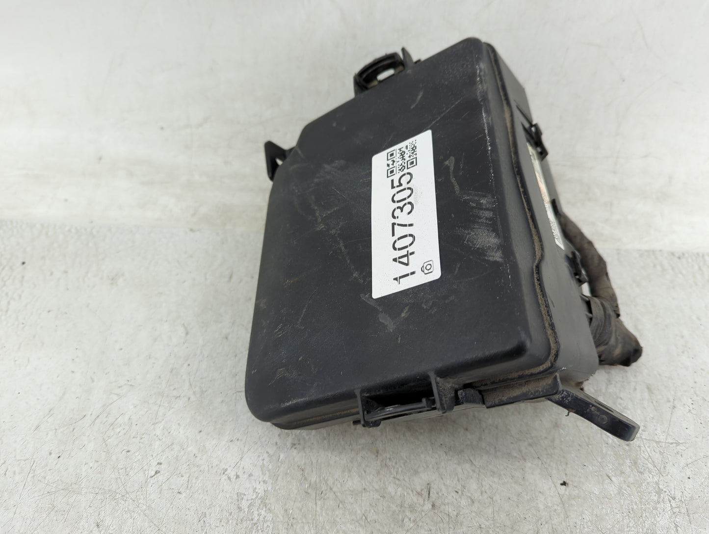 2014-2015 Hyundai Elantra Fusebox Fuse Box Panel Relay Module P/N:91239 A5325 Fits Fits 2014 2015 OEM Used Auto Parts - Oemu