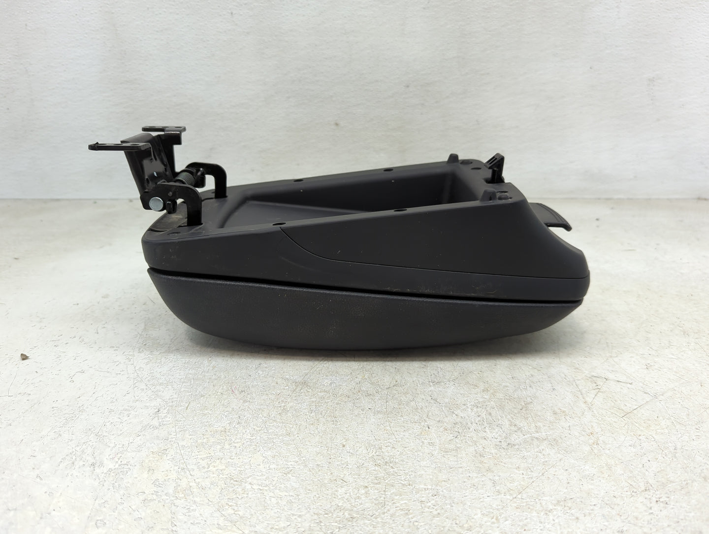 2014 Hyundai Elantra Center Console Armrest Cover Lid Fits OEM Used Auto Parts - Oemusedautoparts1.com