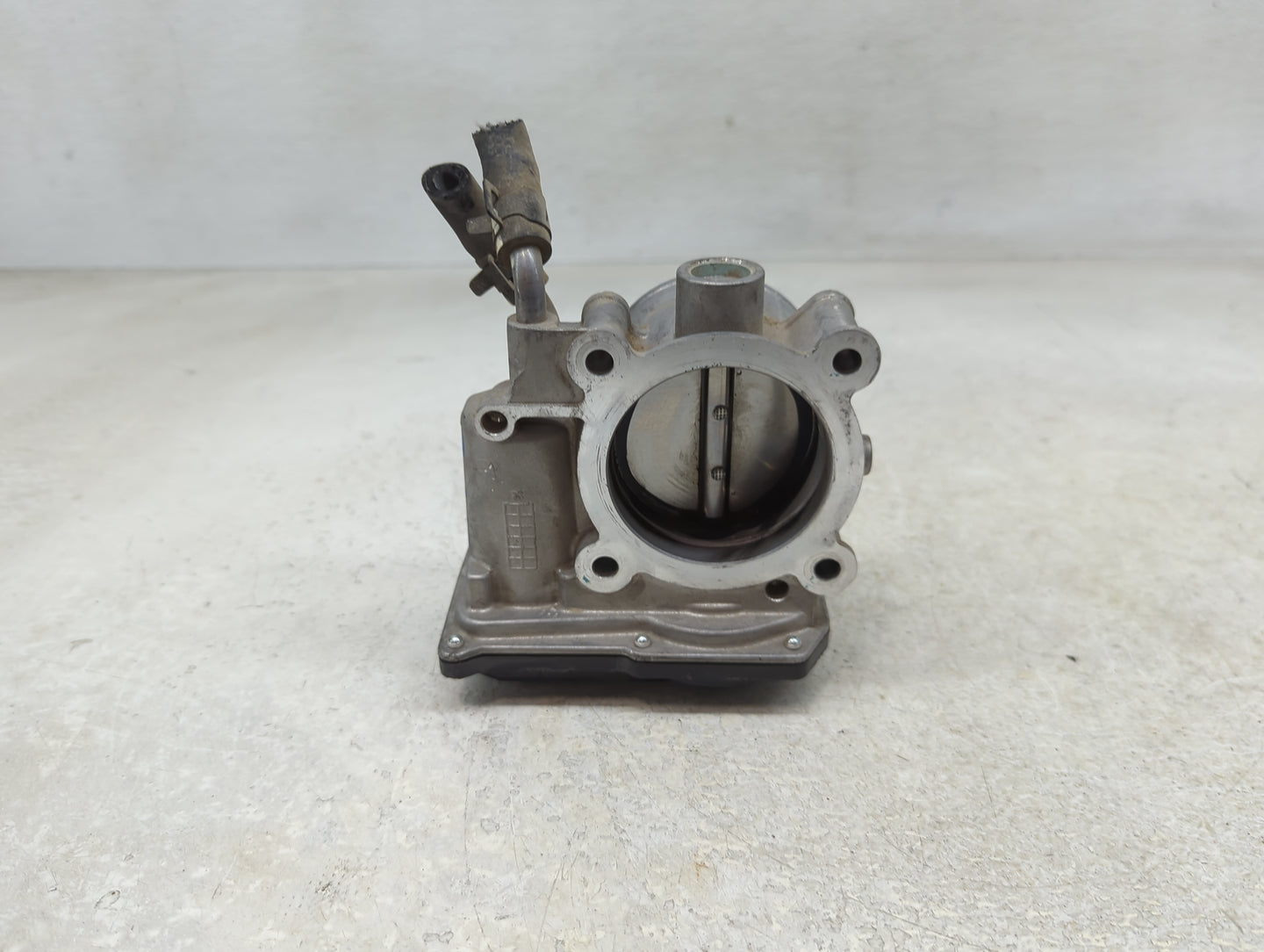 2011-2020 Hyundai Elantra Throttle Body P/N:35100-2E000 Fits Fits 2011 2012 2013 2014 2015 2016 2017 2018 2019 2020 2021 OEM