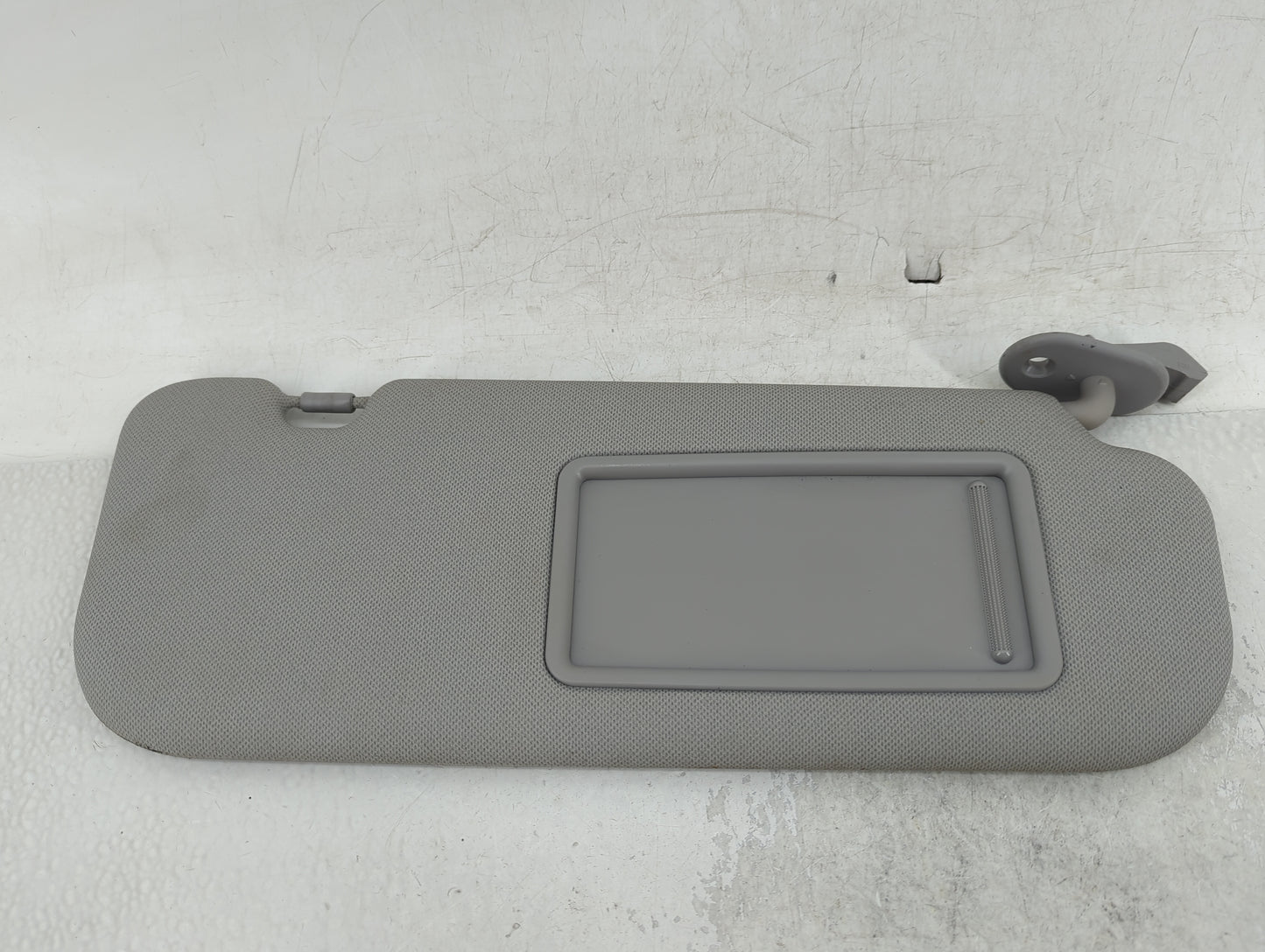 2014-2016 Hyundai Elantra Sun Visor Shade Replacement Passenger Right Mirror Fits Fits 2014 2015 2016 OEM Used Auto Parts - 