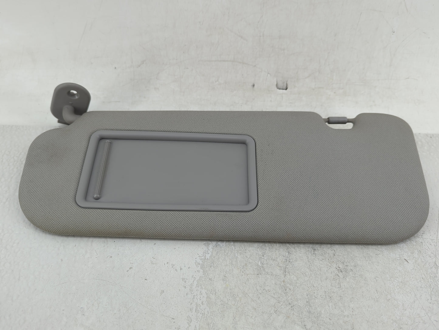 2014-2016 Hyundai Elantra Sun Visor Shade Replacement Driver Left Mirror Fits Fits 2014 2015 2016 OEM Used Auto Parts - Oemu