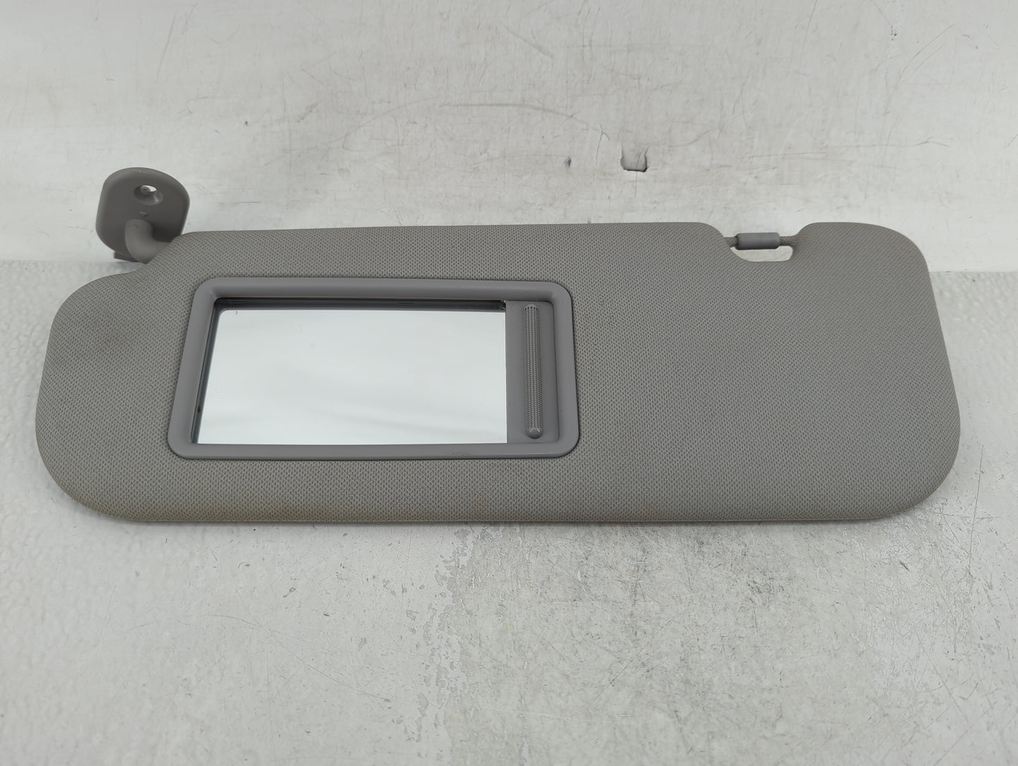 2014-2016 Hyundai Elantra Sun Visor Shade Replacement Driver Left Mirror Fits Fits 2014 2015 2016 OEM Used Auto Parts - Oemu