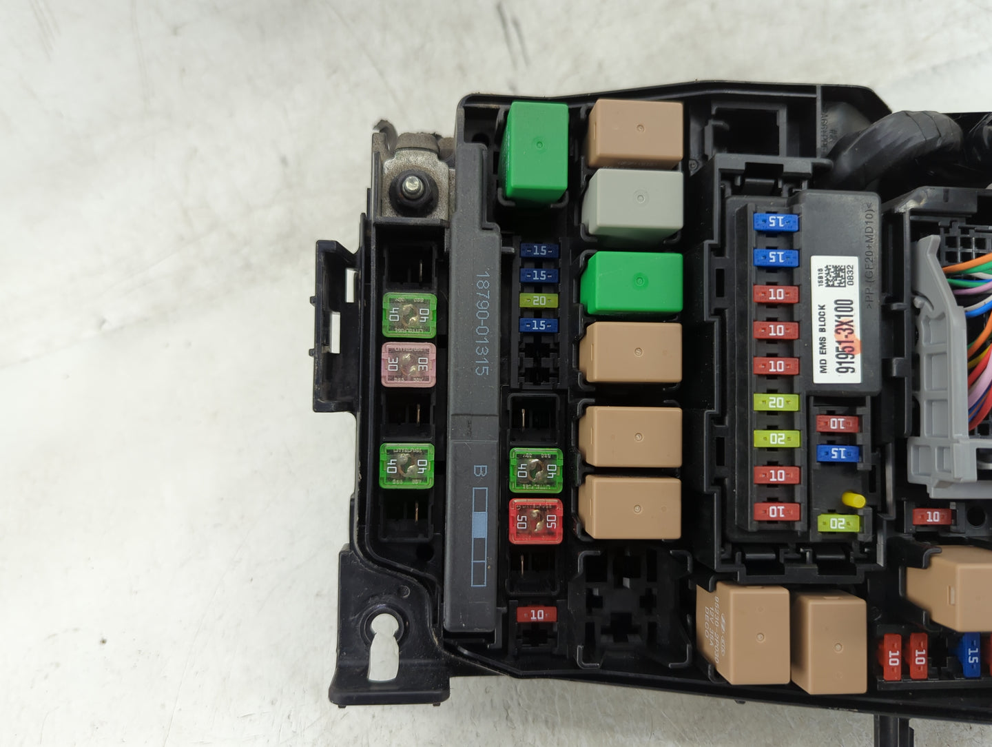 2014-2016 Hyundai Elantra Fusebox Fuse Box Panel Relay Module P/N:91266-3X060A Fits Fits 2014 2015 2016 OEM Used Auto Parts 