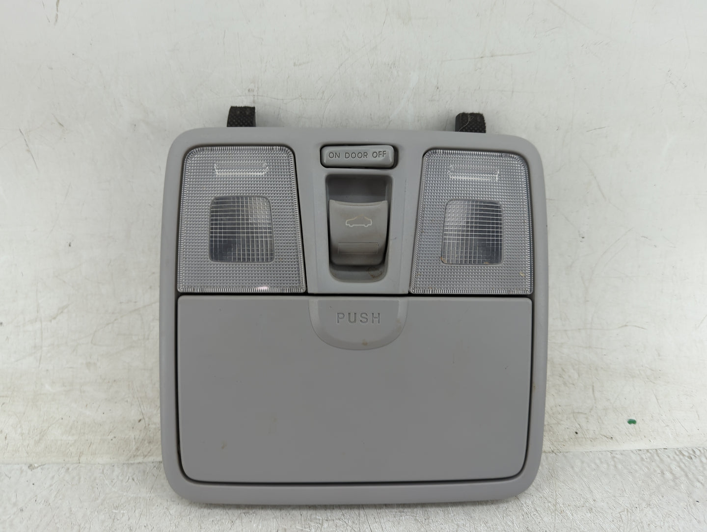 2014 Hyundai Elantra Overhead Roof Console - Oemusedautoparts1.com